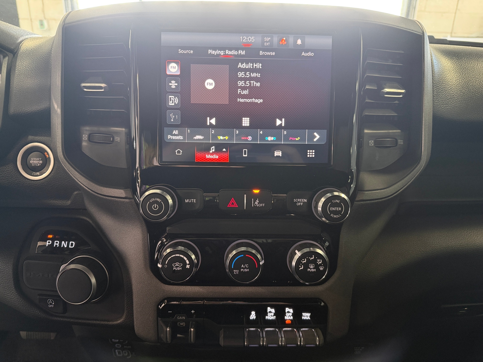 Thumbnail: 2025 RAM 1500 - 4