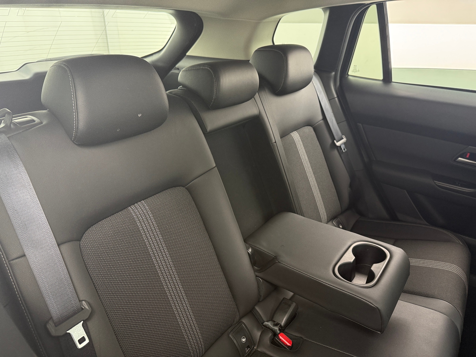 Thumbnail: 2025 Mazda CX-50 - 5