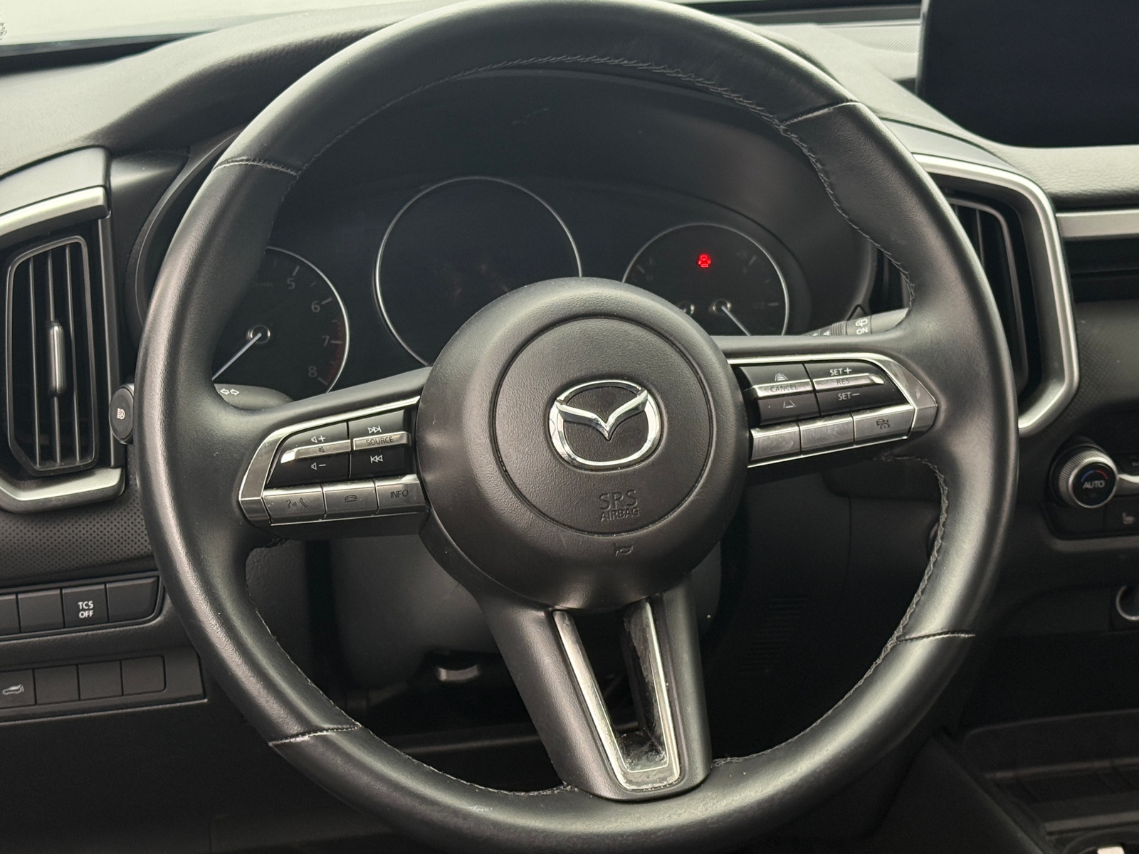 Thumbnail: 2025 Mazda CX-50 - 4