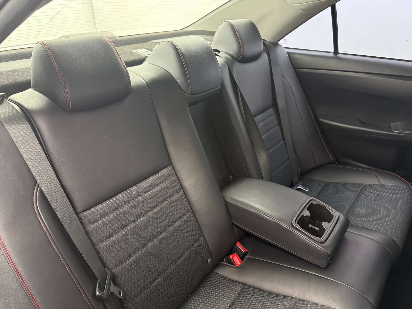 Thumbnail: 2015 Toyota Camry - 6