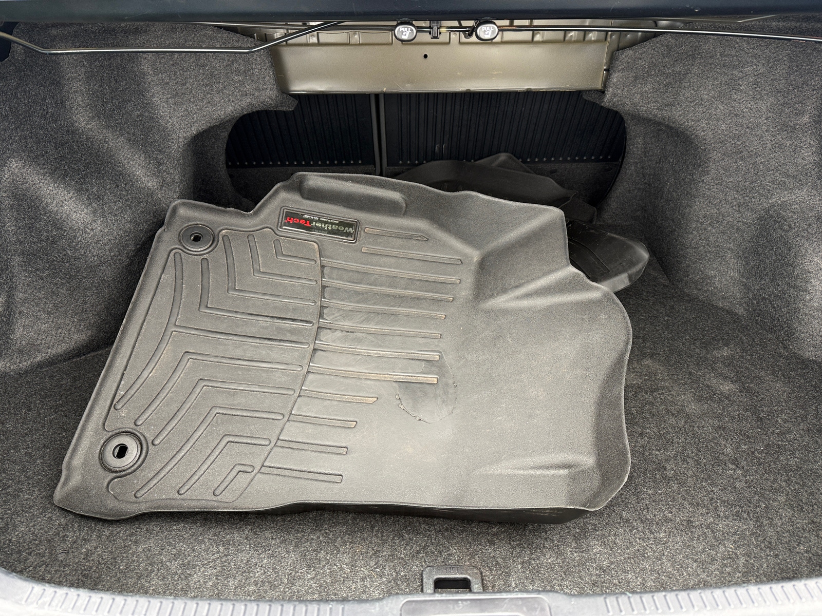 Thumbnail: 2015 Toyota Camry - 7