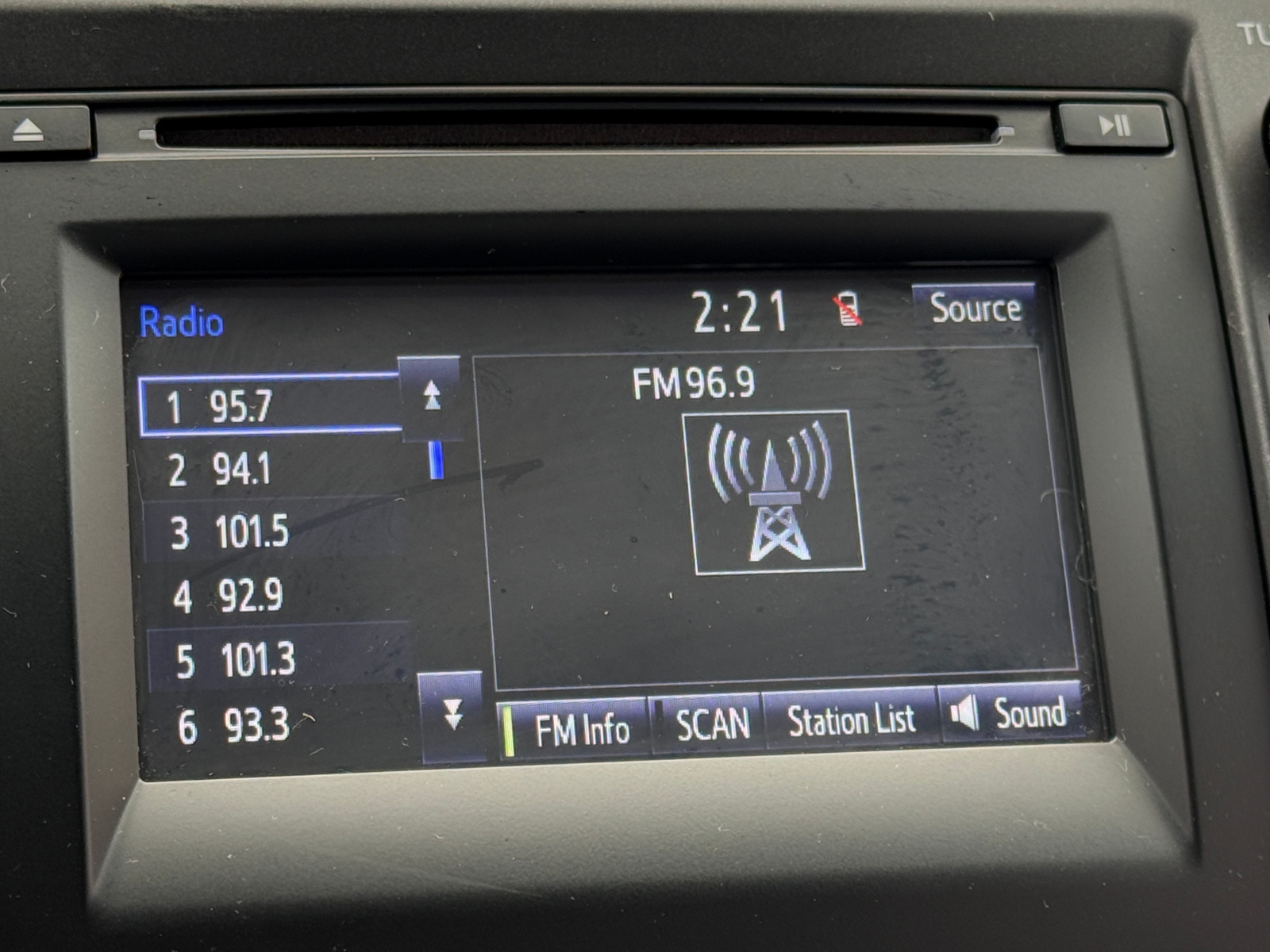 Thumbnail: 2015 Toyota Camry - 4