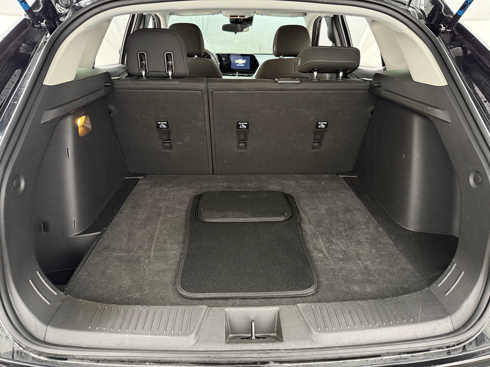 Thumbnail: 2025 Chevrolet Trax - 7