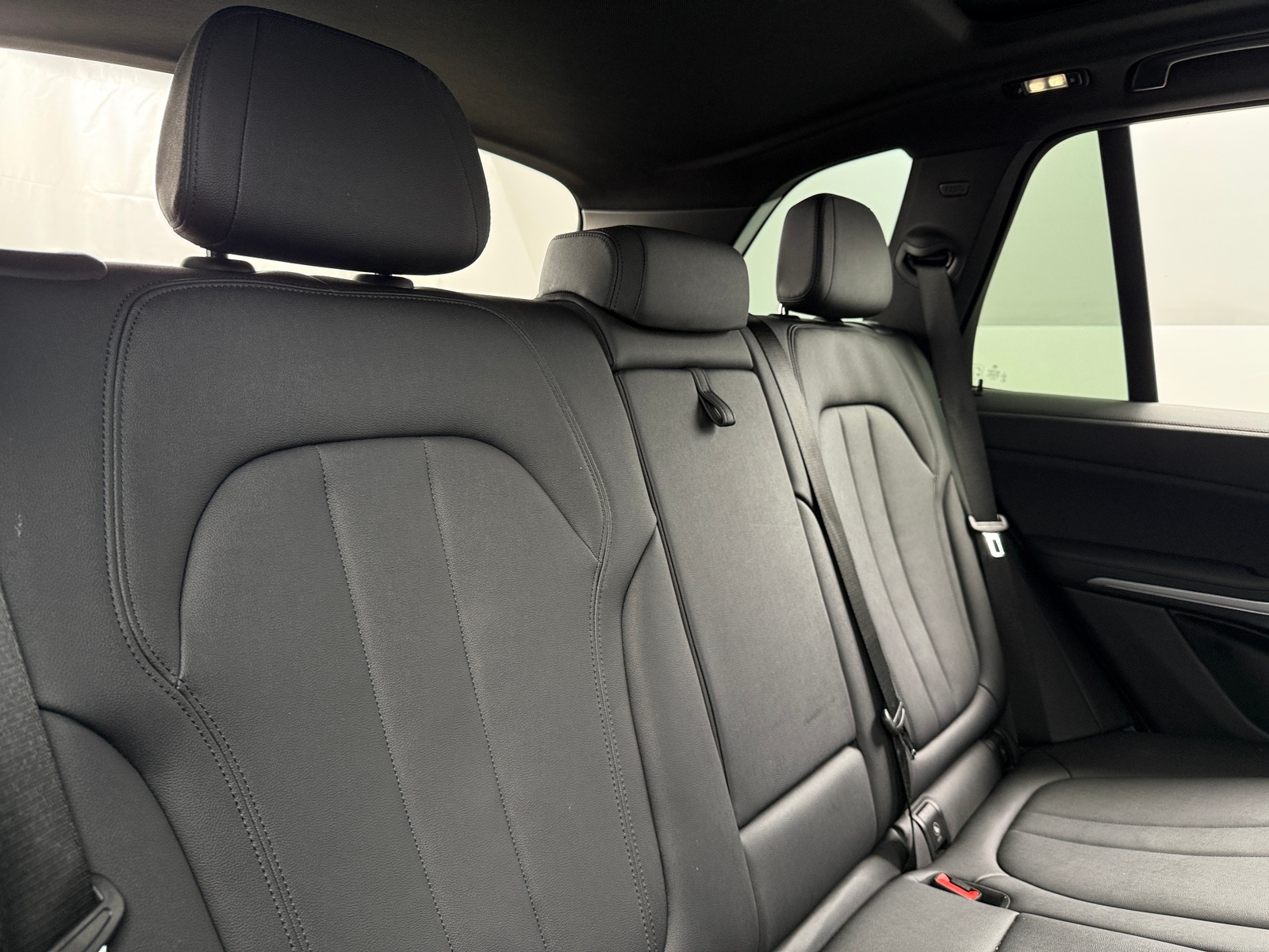 Thumbnail: 2022 BMW X5 - 5