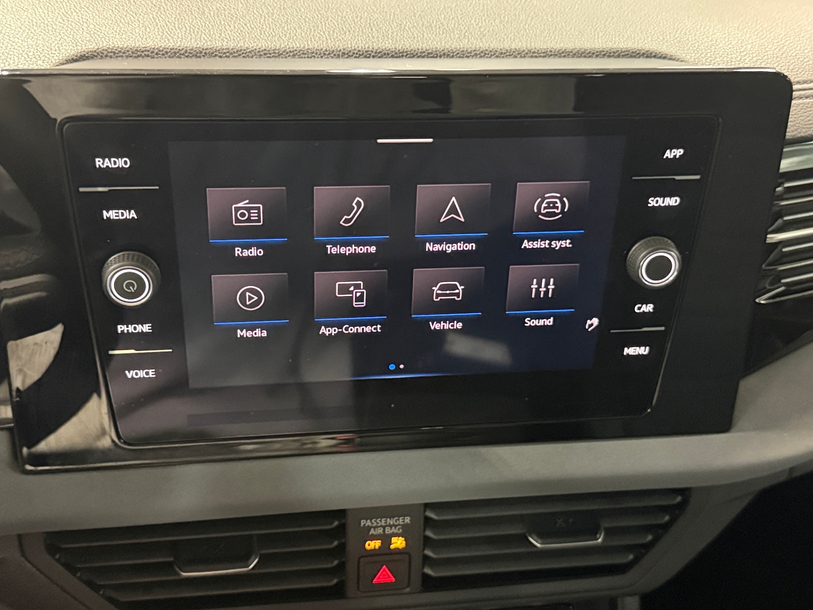 Thumbnail: 2025 Volkswagen Jetta - 4