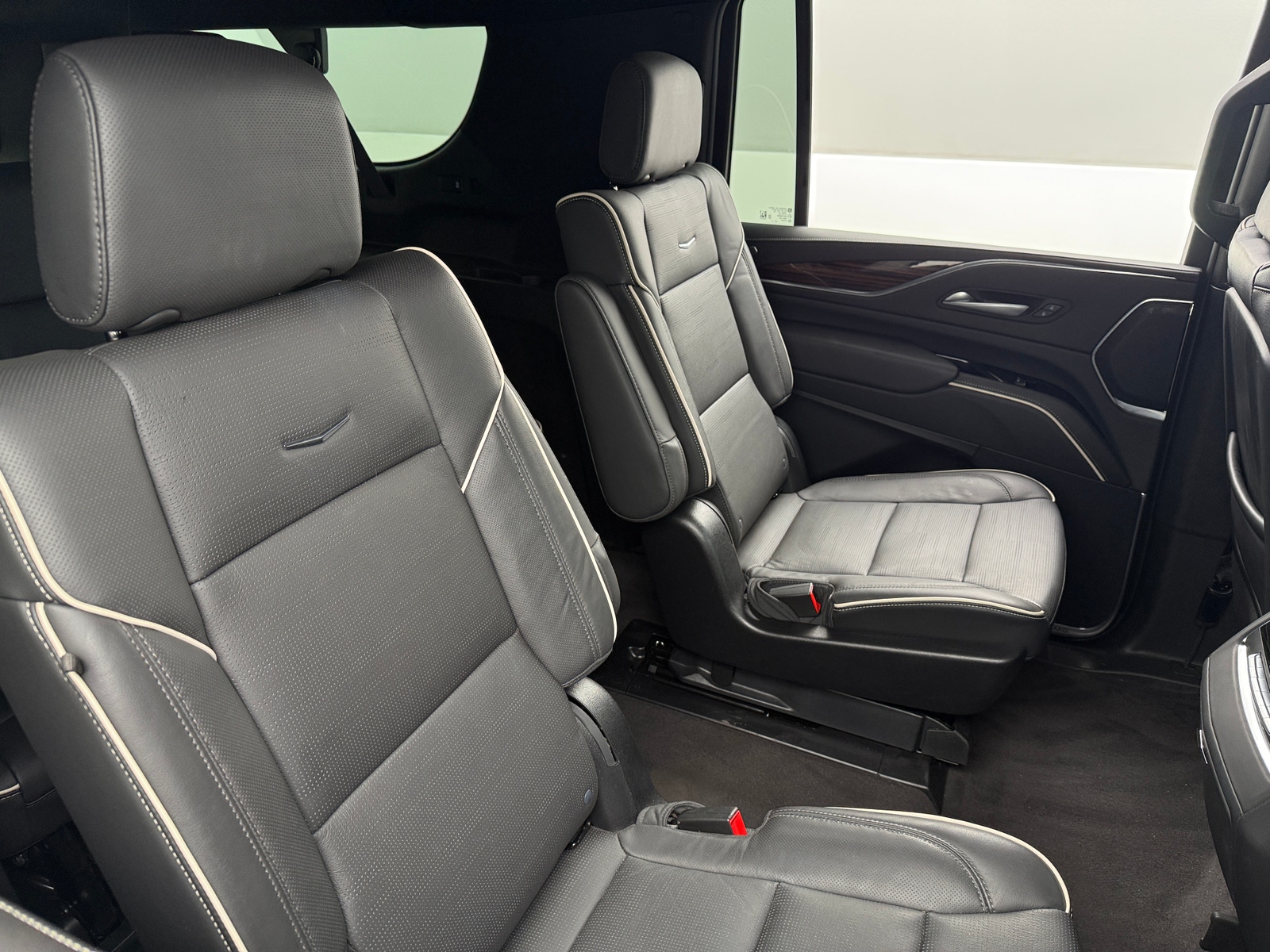 Thumbnail: 2024 Cadillac Escalade - 5