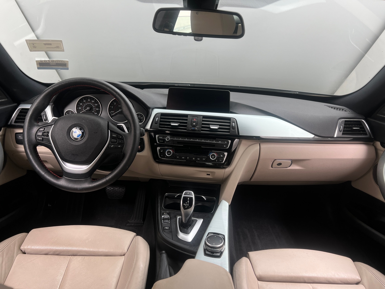 Thumbnail: 2017 BMW 3 Series - 2