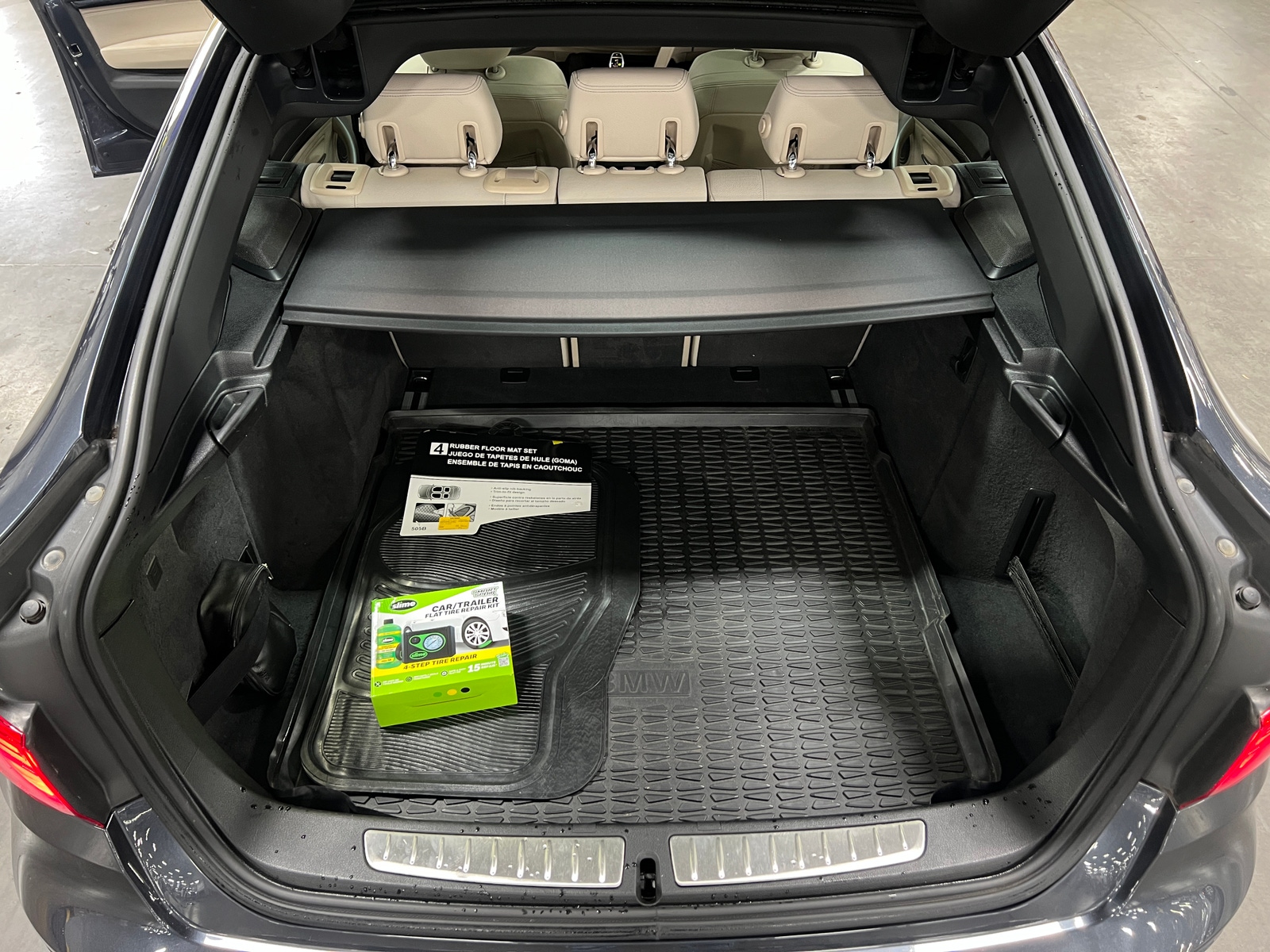 Thumbnail: 2017 BMW 3 Series - 6