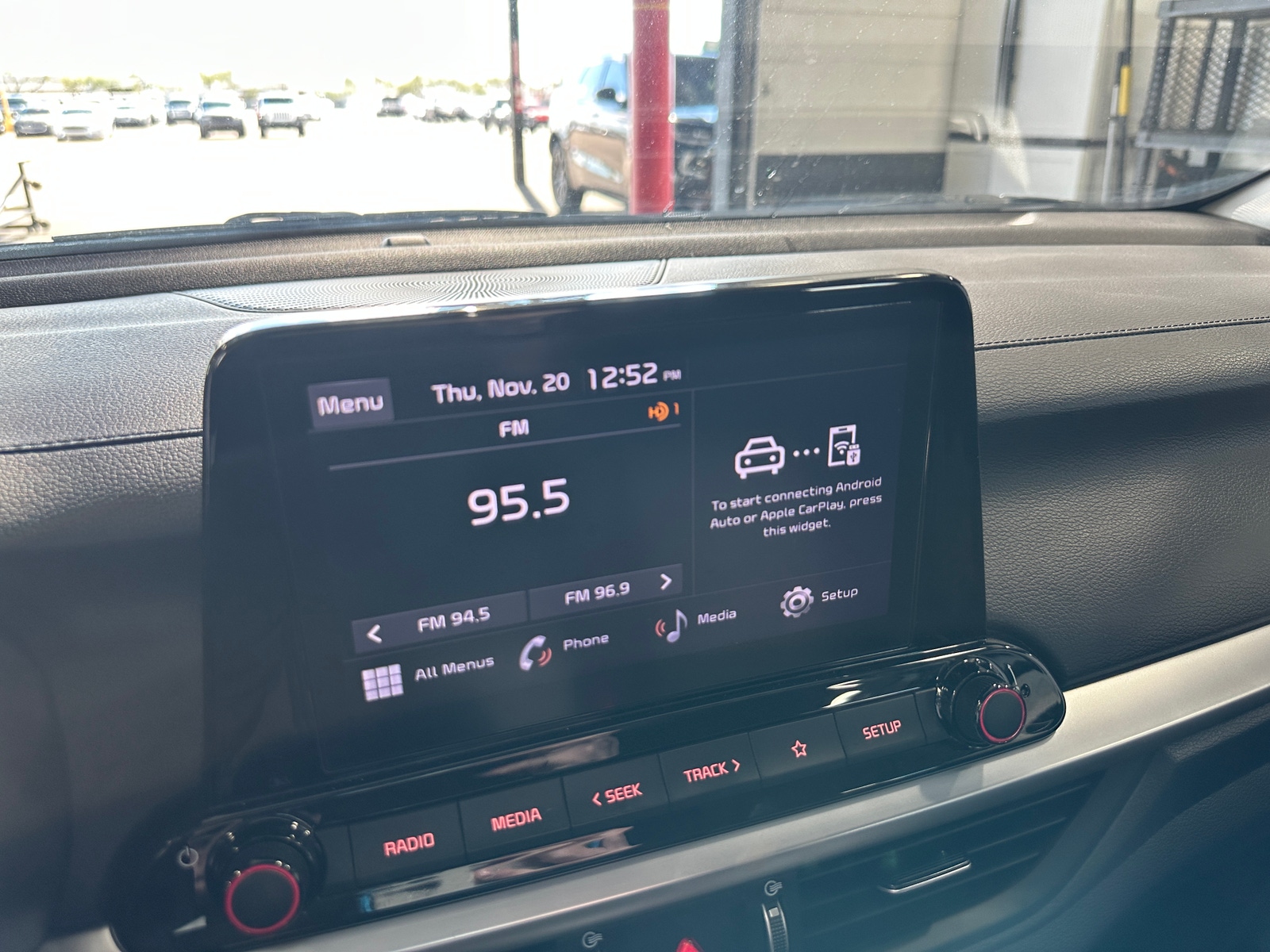 Thumbnail: 2024 Kia Forte - 4