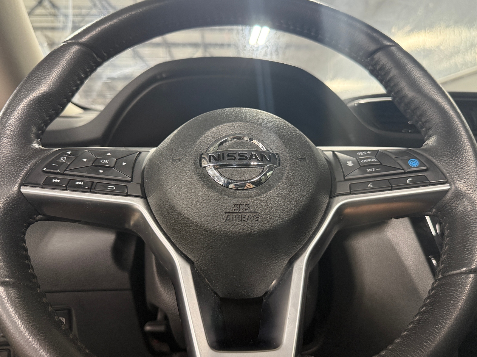 Thumbnail: 2019 Nissan Rogue - 4