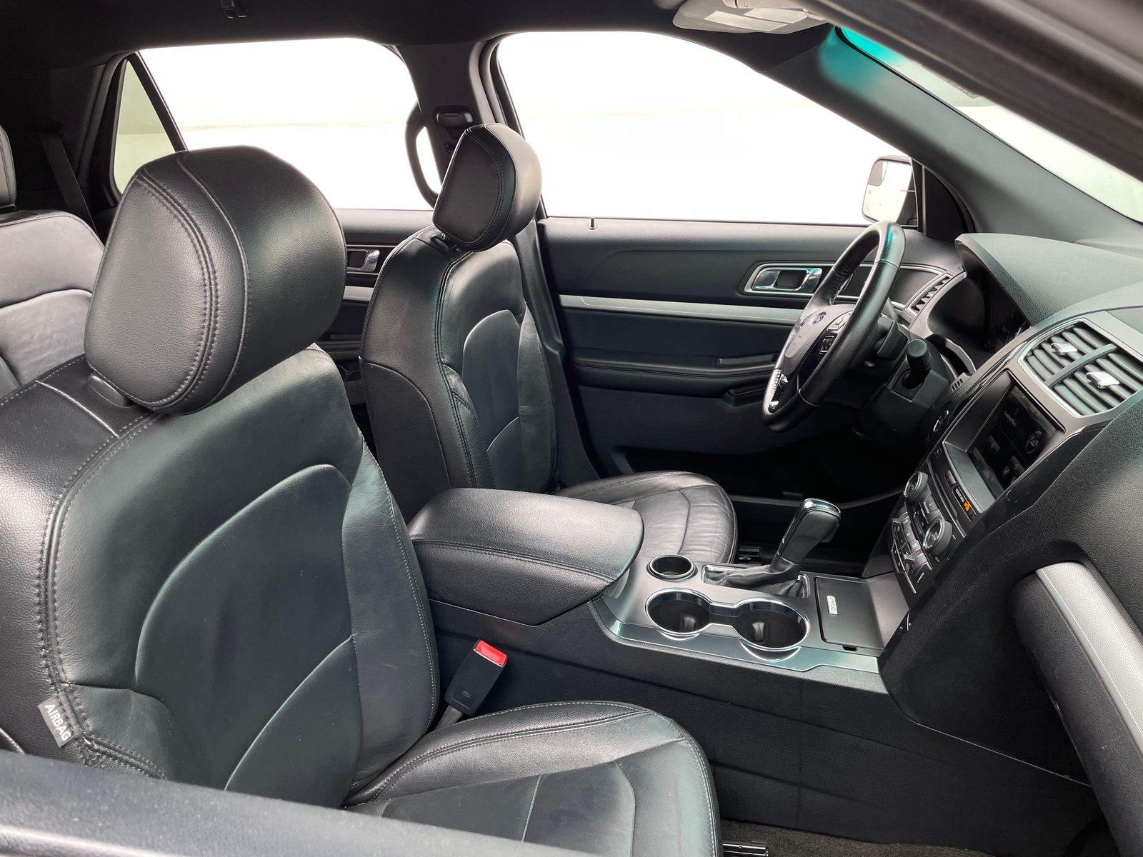 Thumbnail: 2016 Ford Explorer - 2