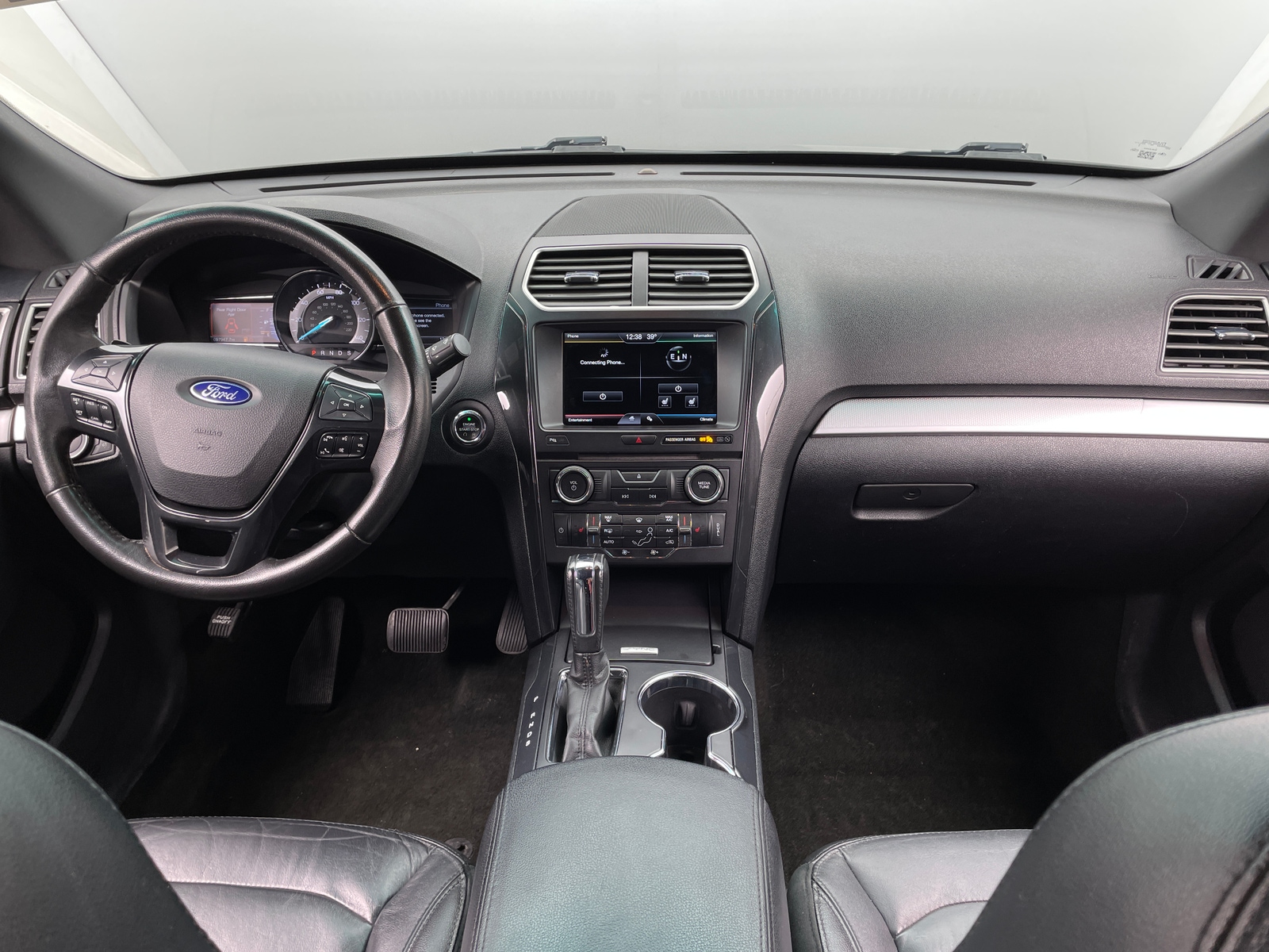 Thumbnail: 2016 Ford Explorer - 3