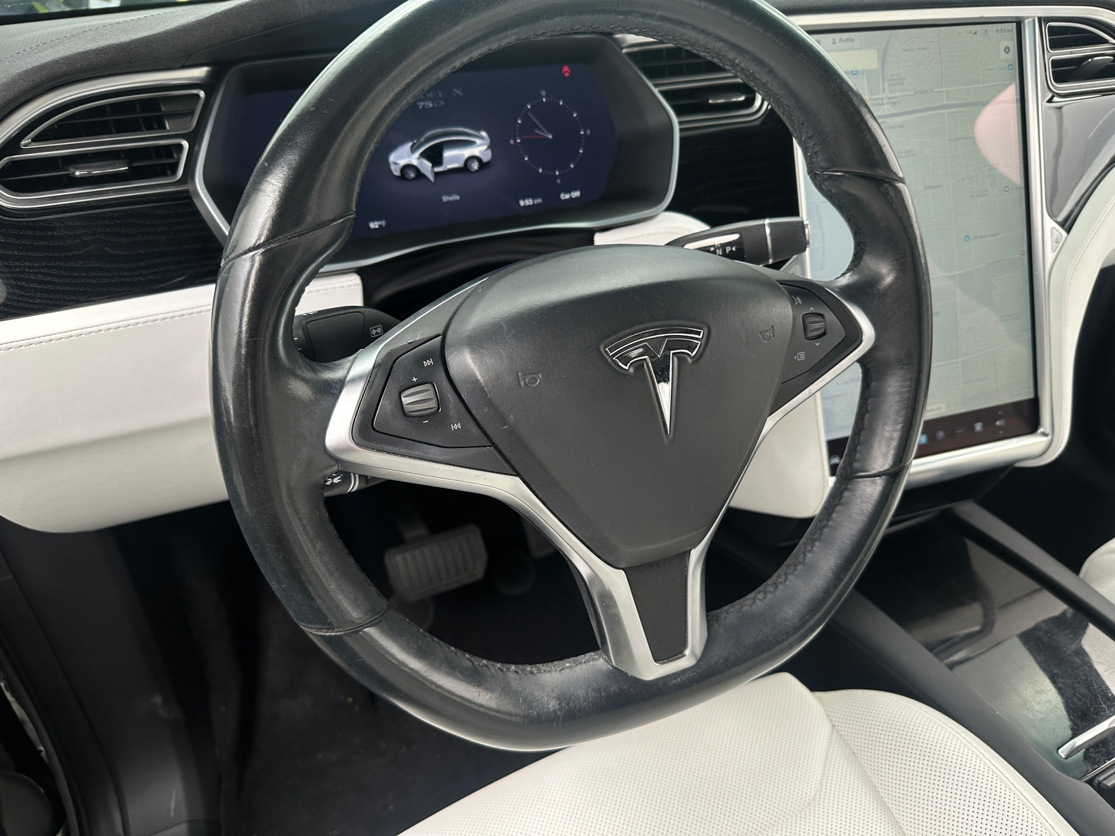 Thumbnail: 2016 Tesla Model X - 4