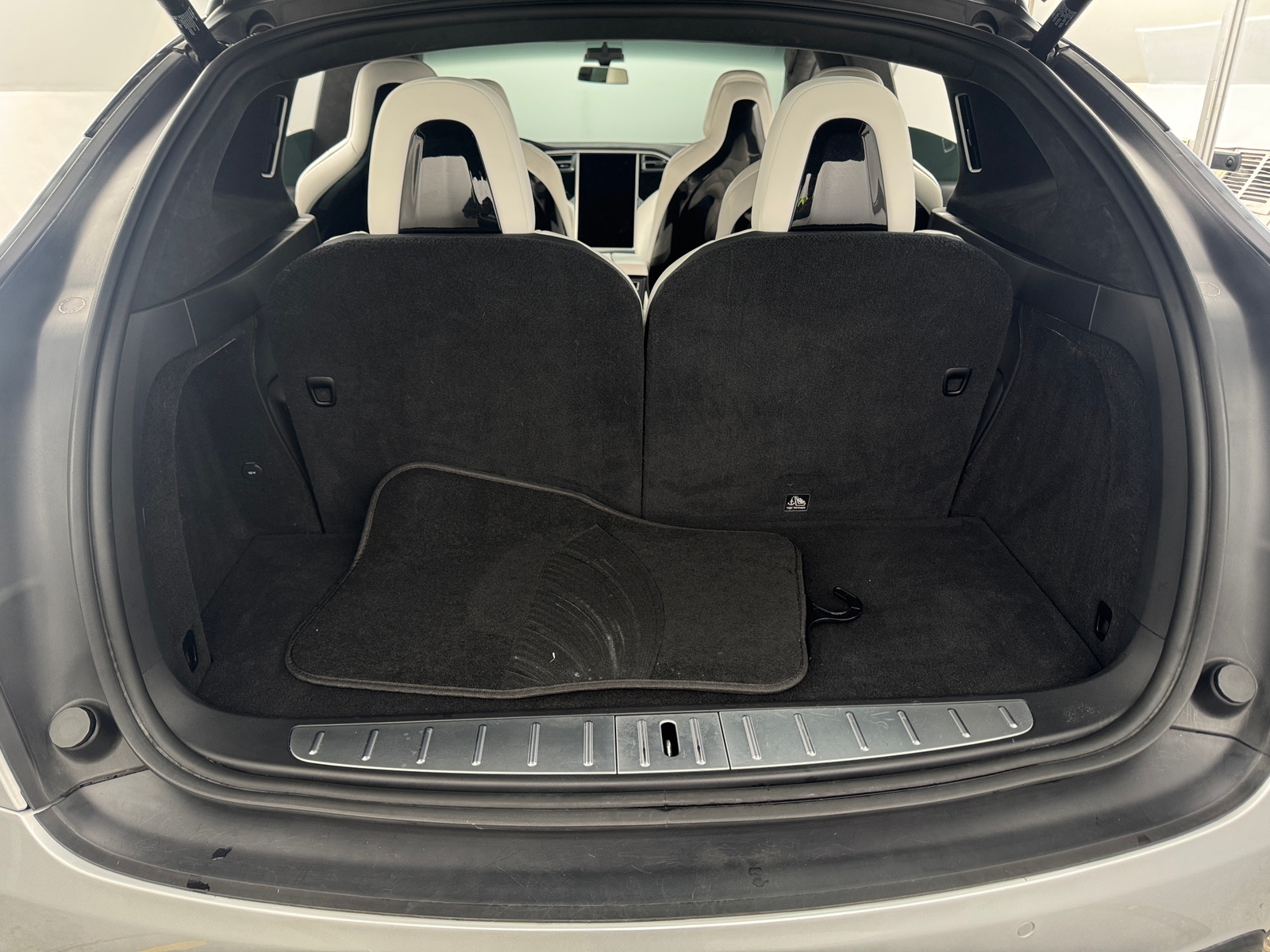 Thumbnail: 2016 Tesla Model X - 6