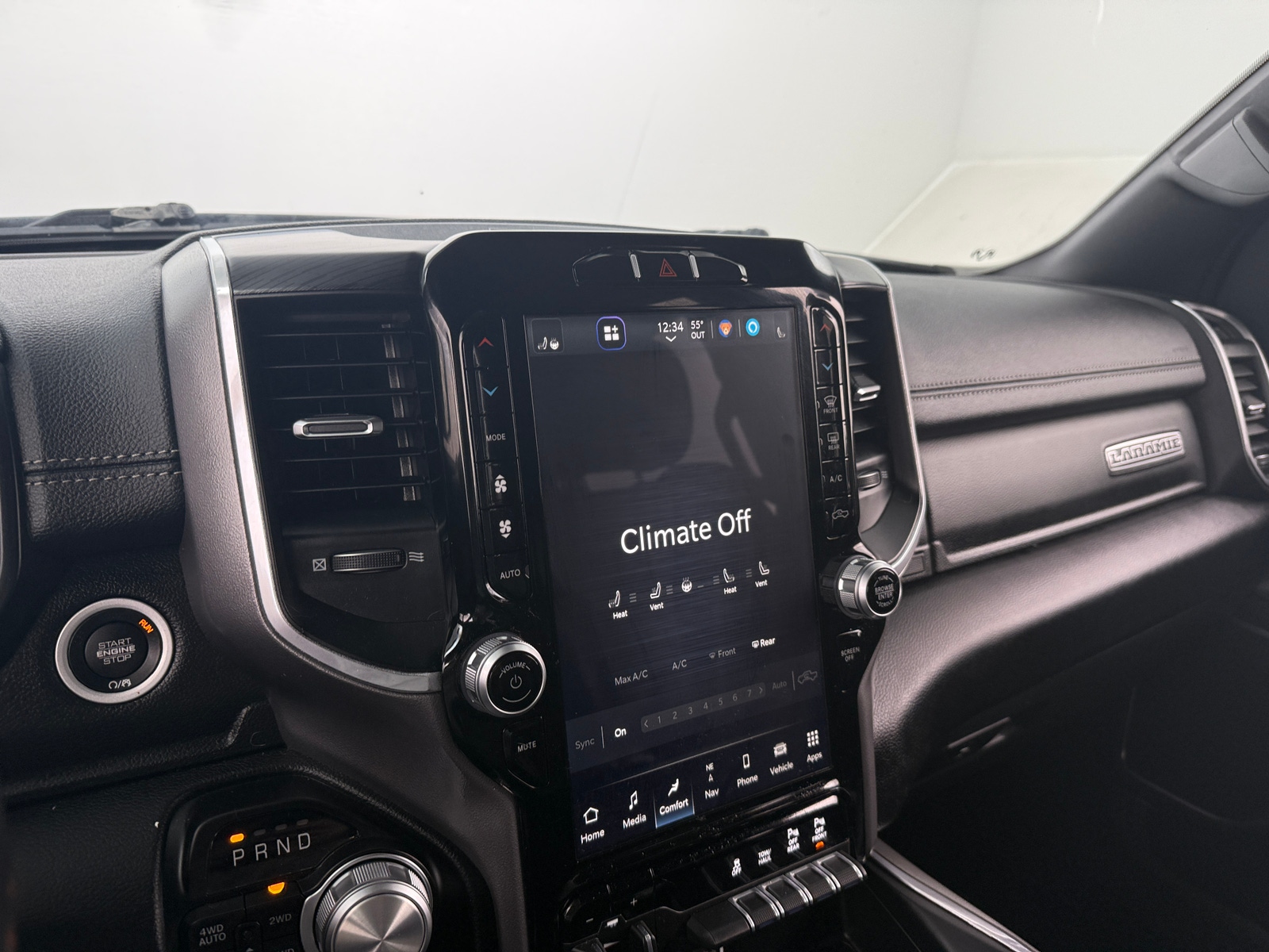 Thumbnail: 2023 RAM 1500 - 3