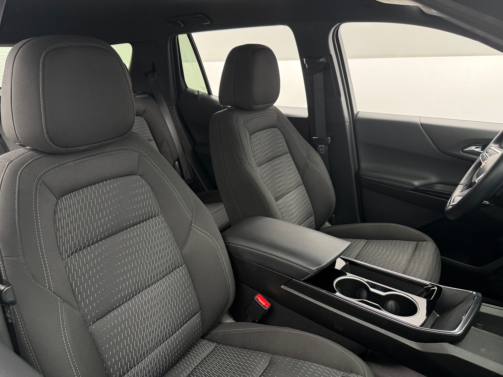 Thumbnail: 2025 Chevrolet Equinox - 2