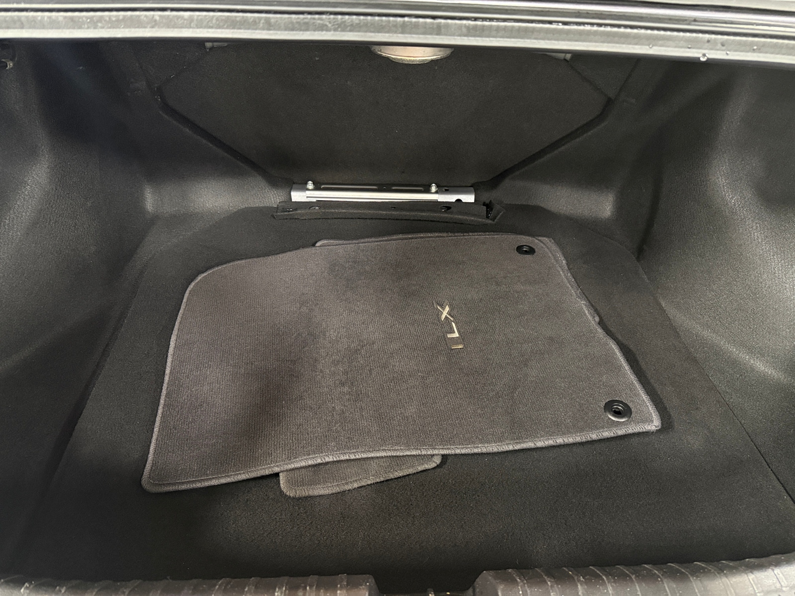 Thumbnail: 2019 Acura ILX - 6