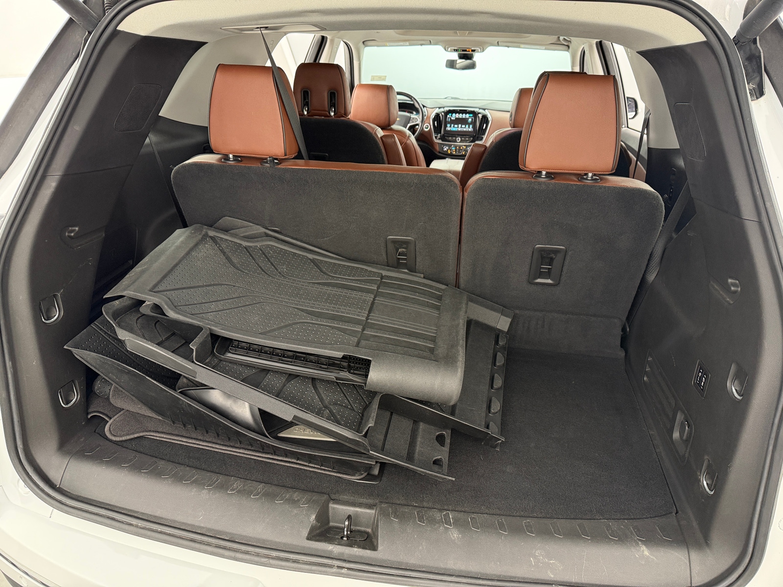 Thumbnail: 2018 Chevrolet Traverse - 6