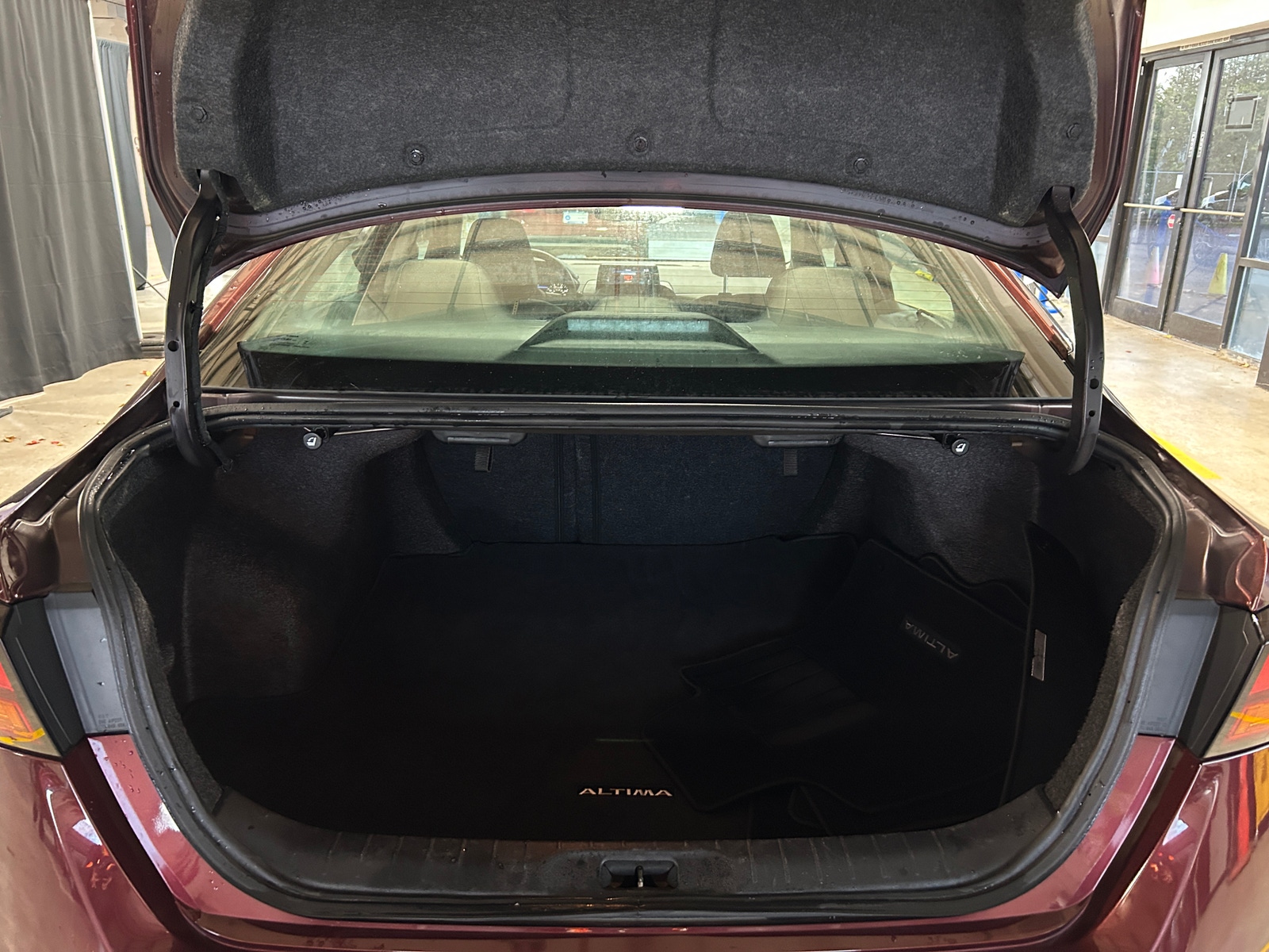 Thumbnail: 2024 Nissan Altima - 7