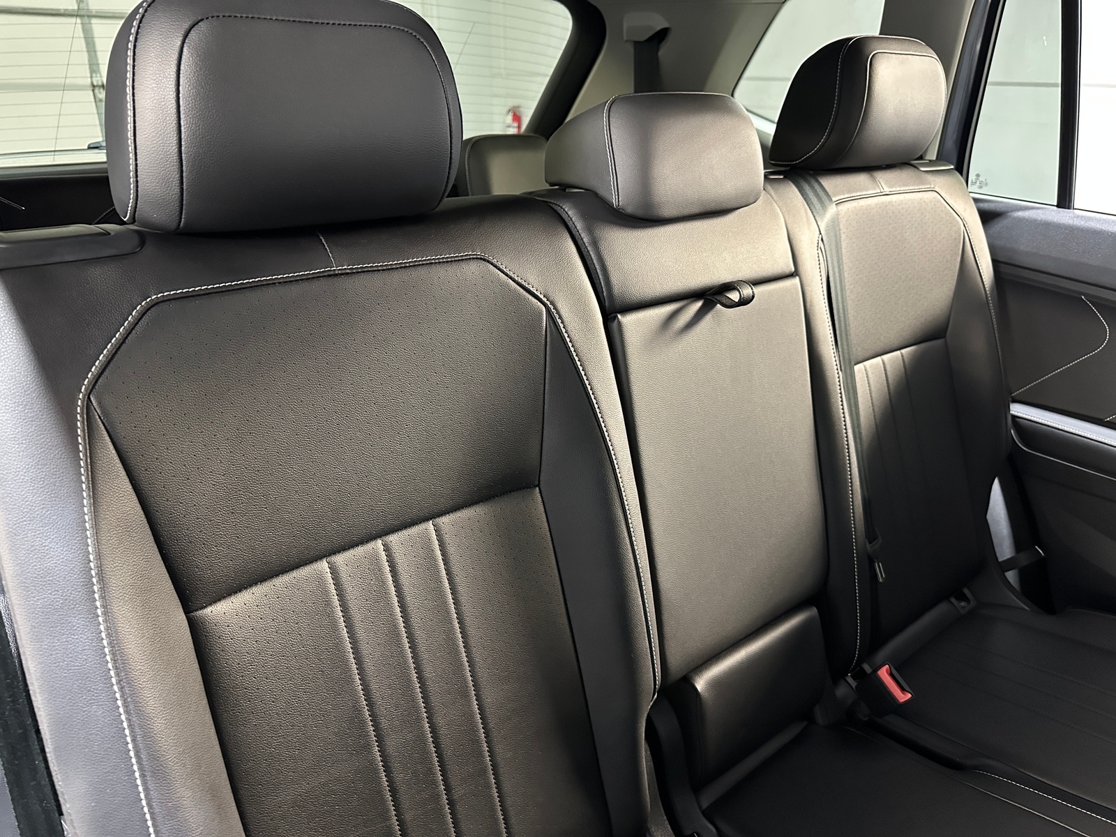 Thumbnail: 2024 Volkswagen Tiguan - 5