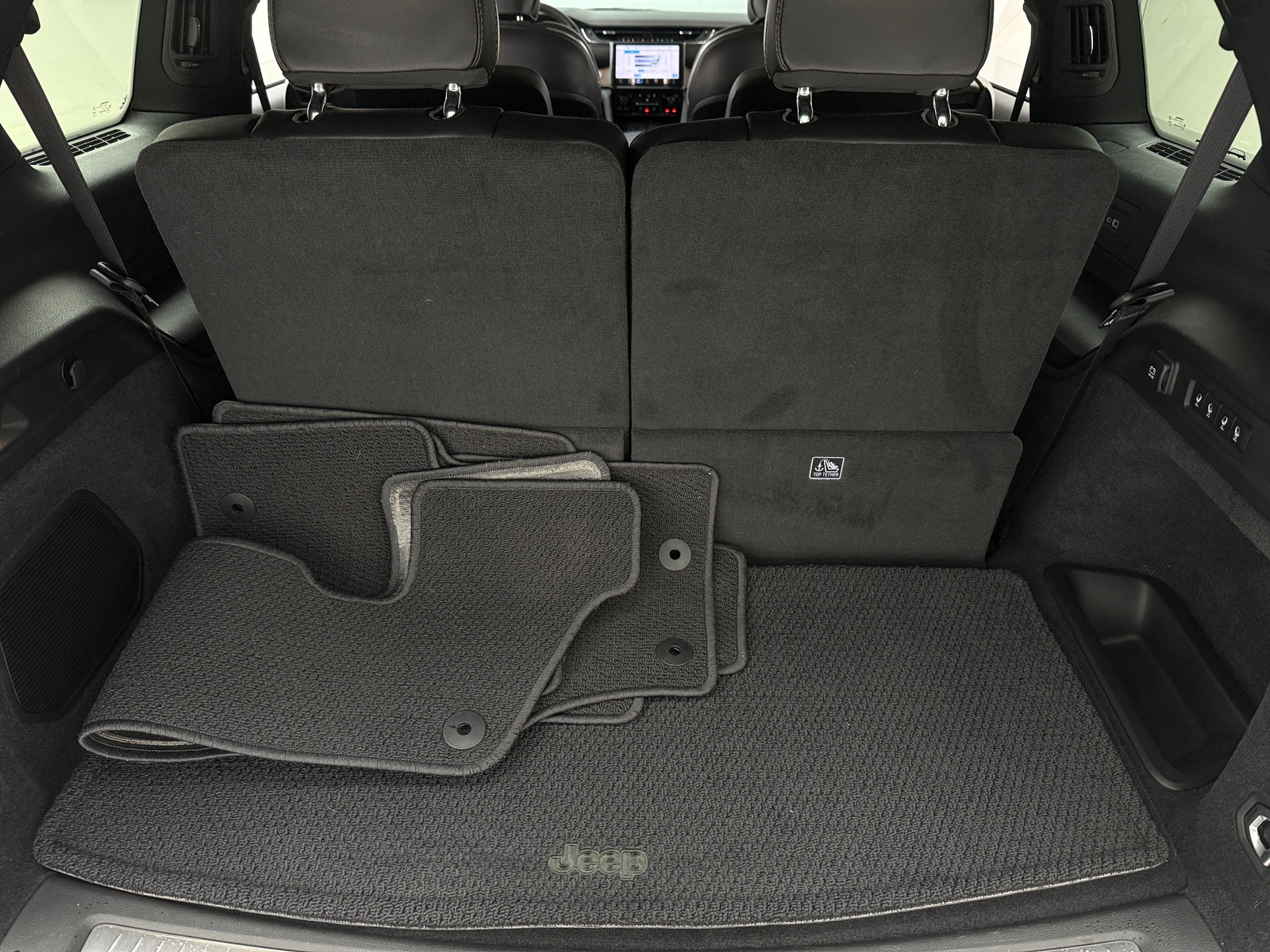 Thumbnail: 2025 Jeep Grand Cherokee L - 6