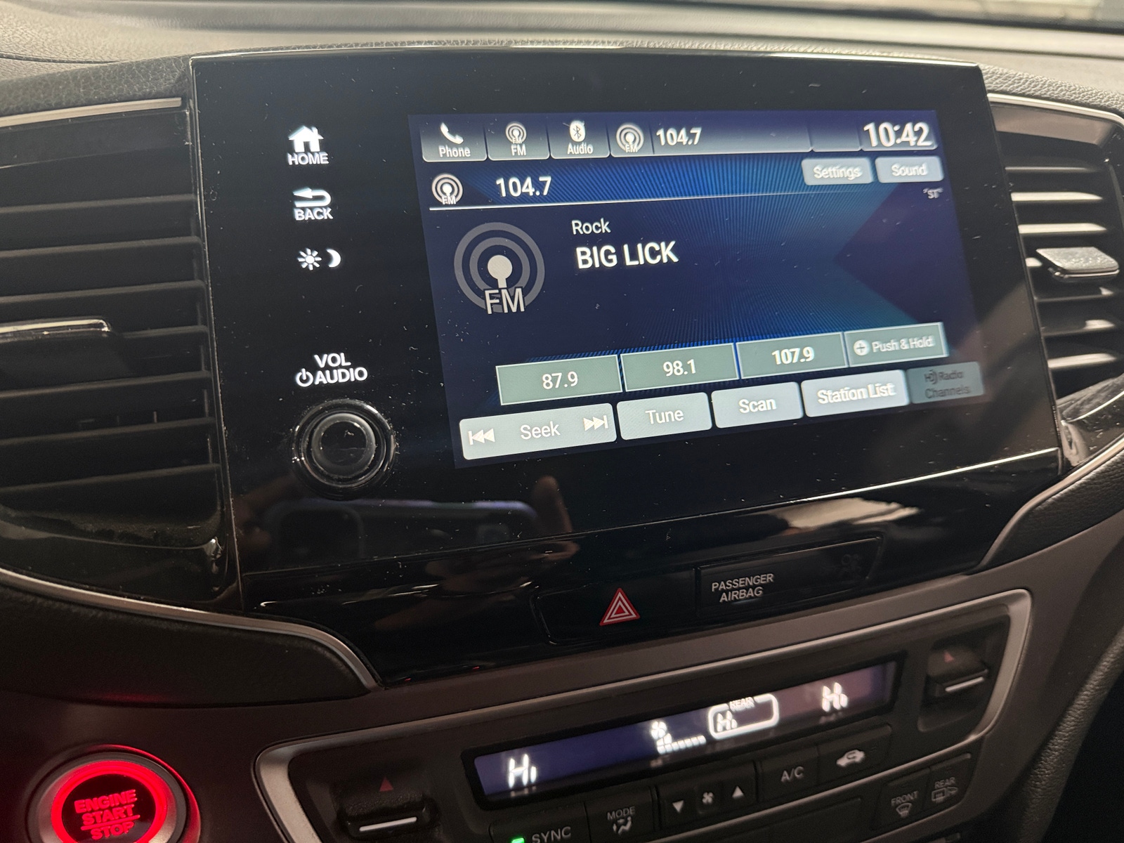 Thumbnail: 2019 Honda Passport - 3