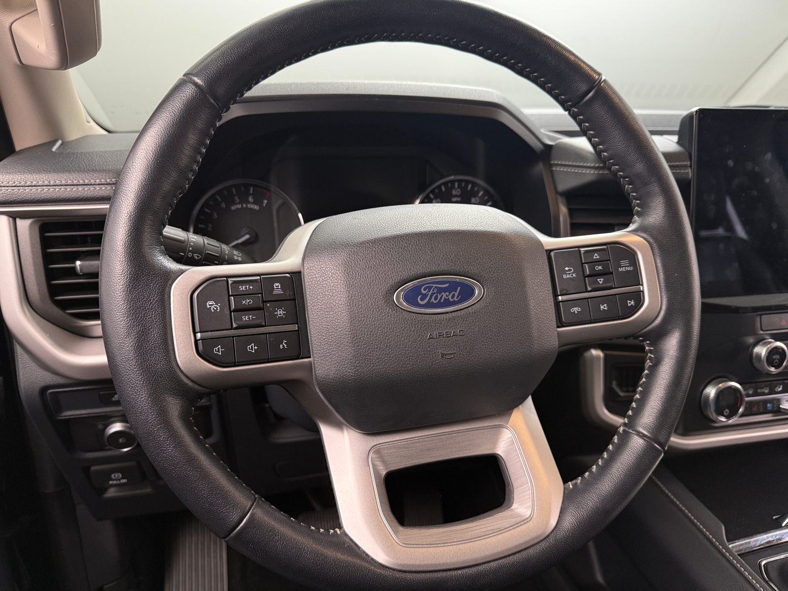 Thumbnail: 2022 Ford Expedition - 5