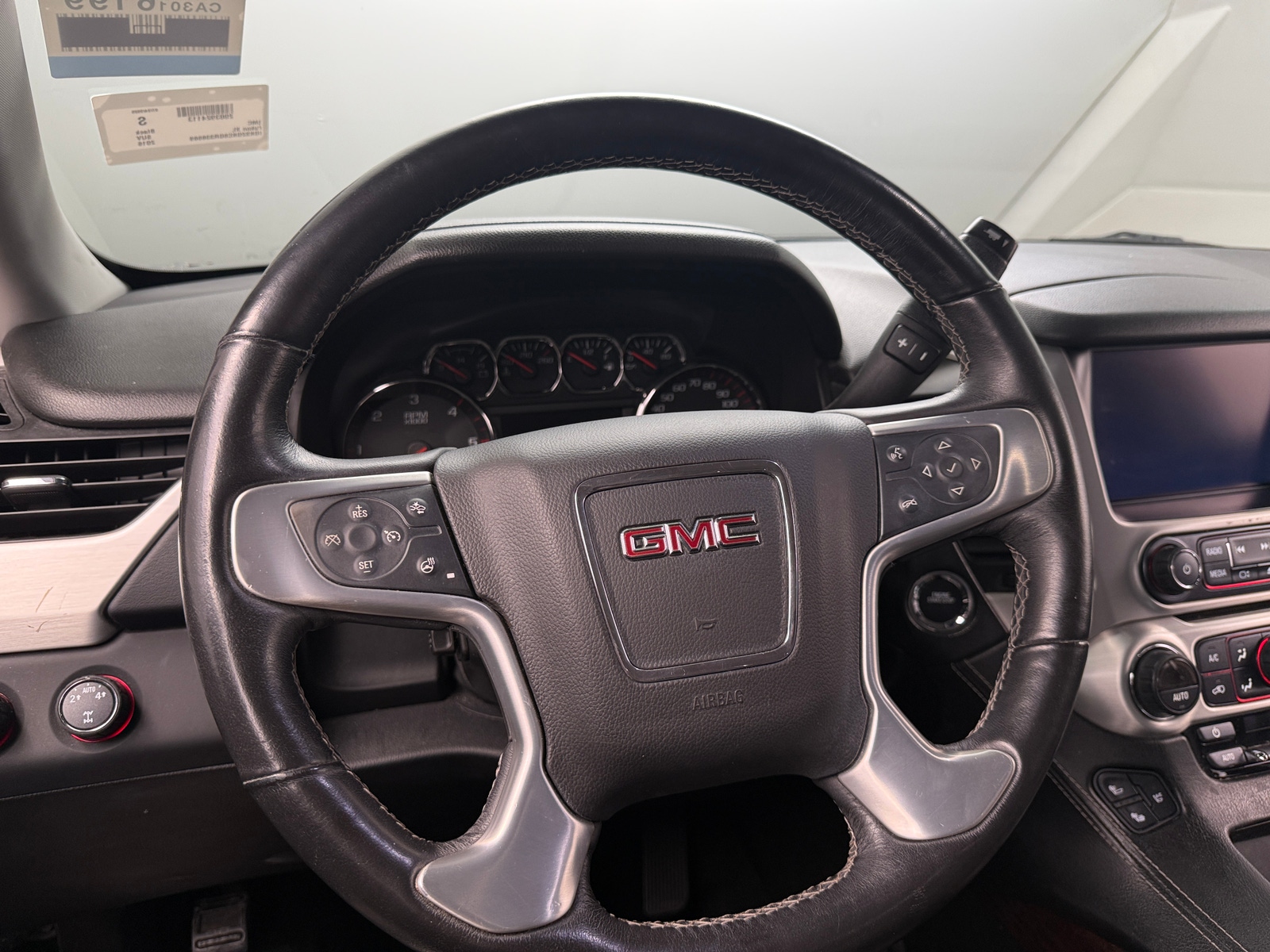 Thumbnail: 2016 GMC Yukon XL - 4