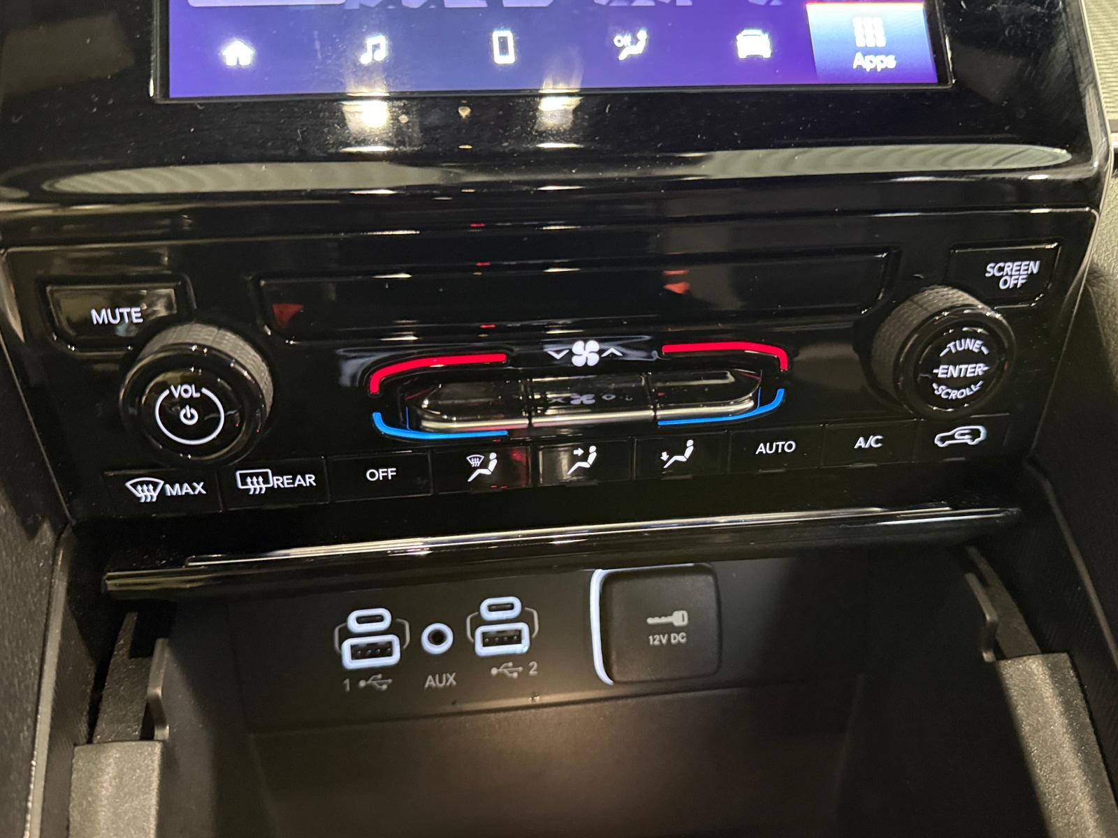 Thumbnail: 2024 Jeep Grand Cherokee - 4