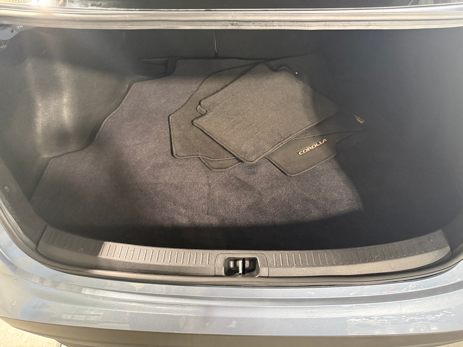 Thumbnail: 2023 Toyota Corolla - 7