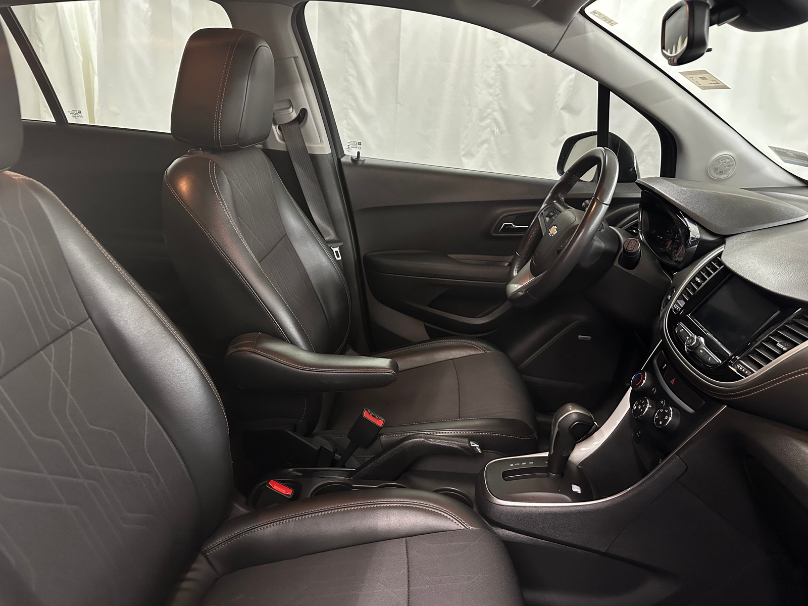 Thumbnail: 2020 Chevrolet Trax - 2