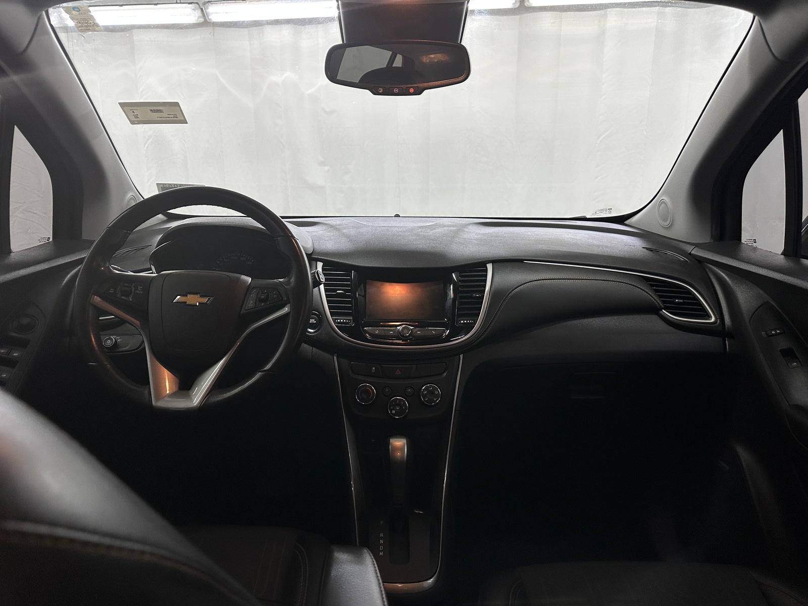 Thumbnail: 2020 Chevrolet Trax - 3