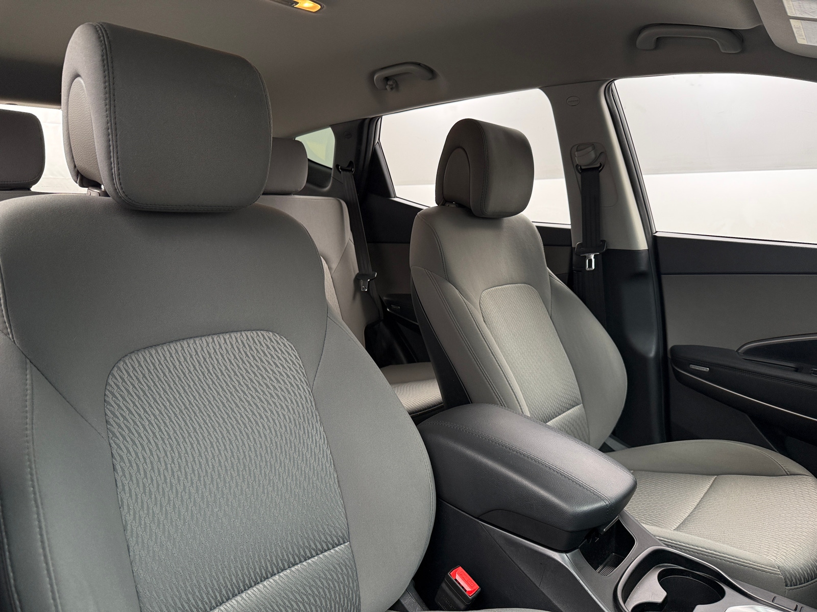 Thumbnail: 2017 Hyundai Santa Fe - 2