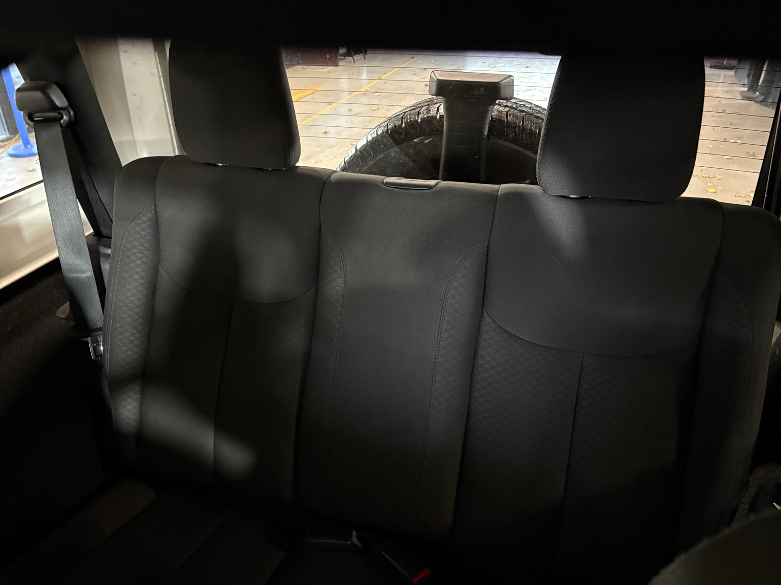 Thumbnail: 2017 Jeep Wrangler - 6