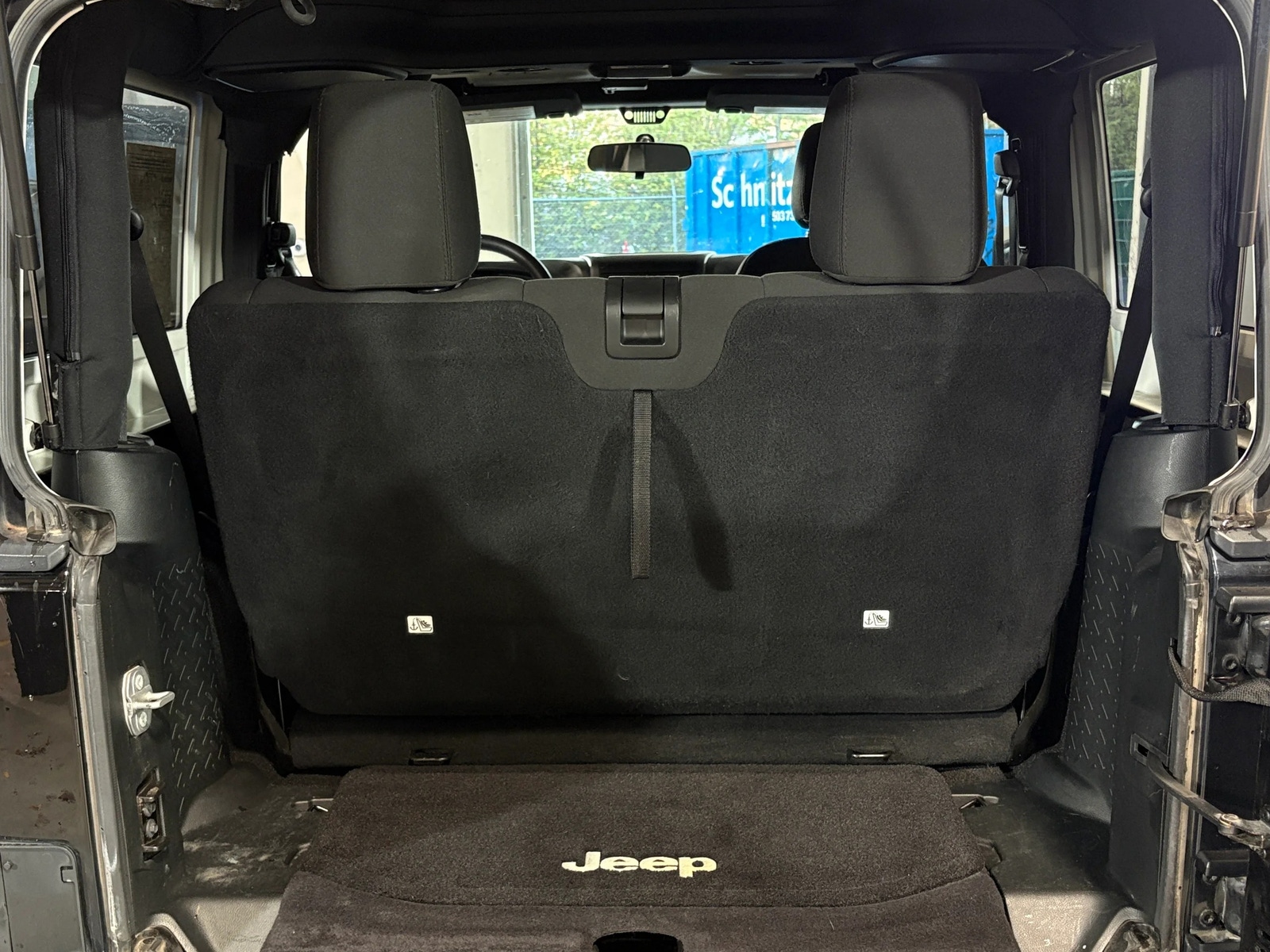 Thumbnail: 2017 Jeep Wrangler - 7