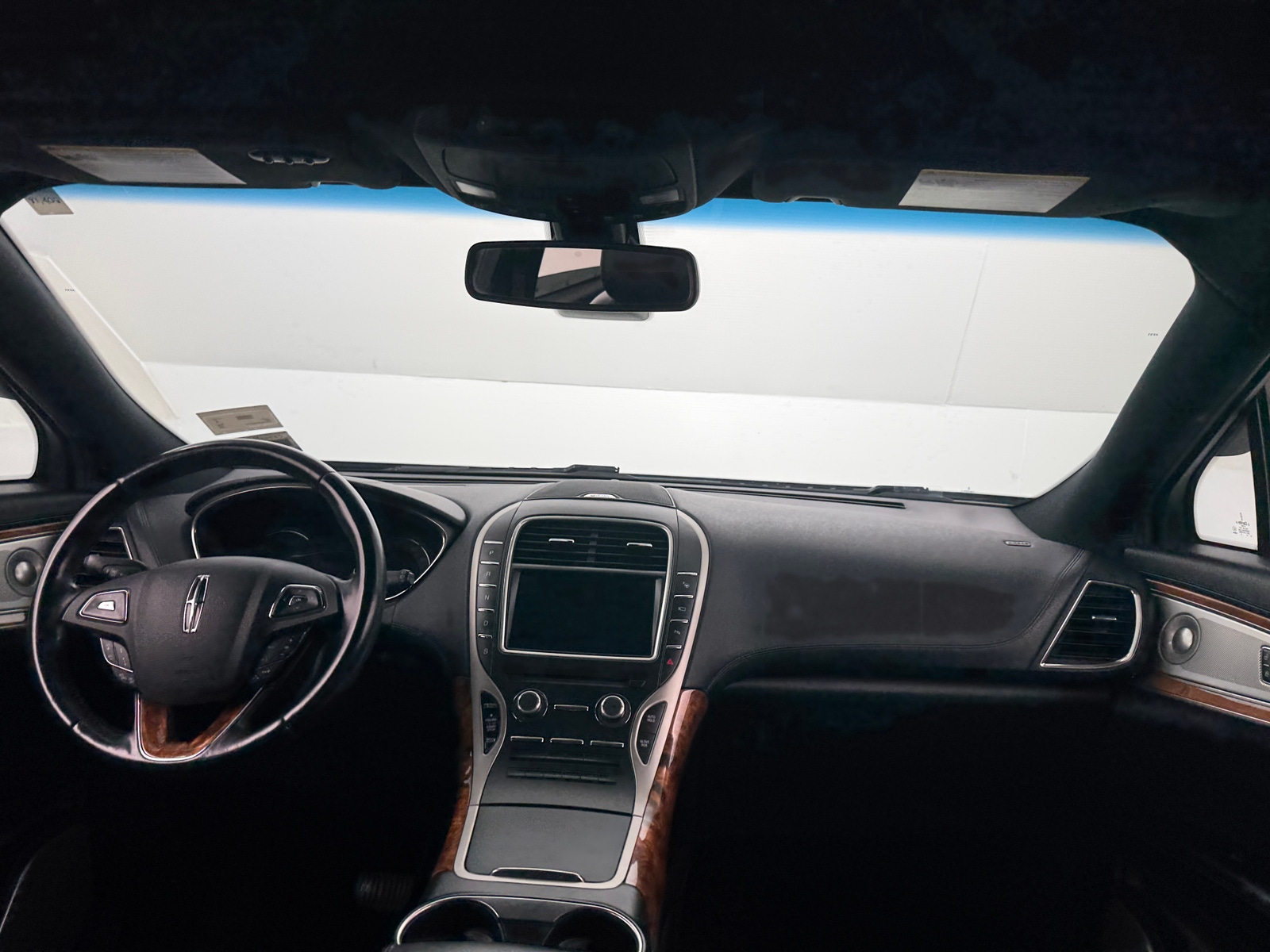 Thumbnail: 2016 Lincoln MKX - 2