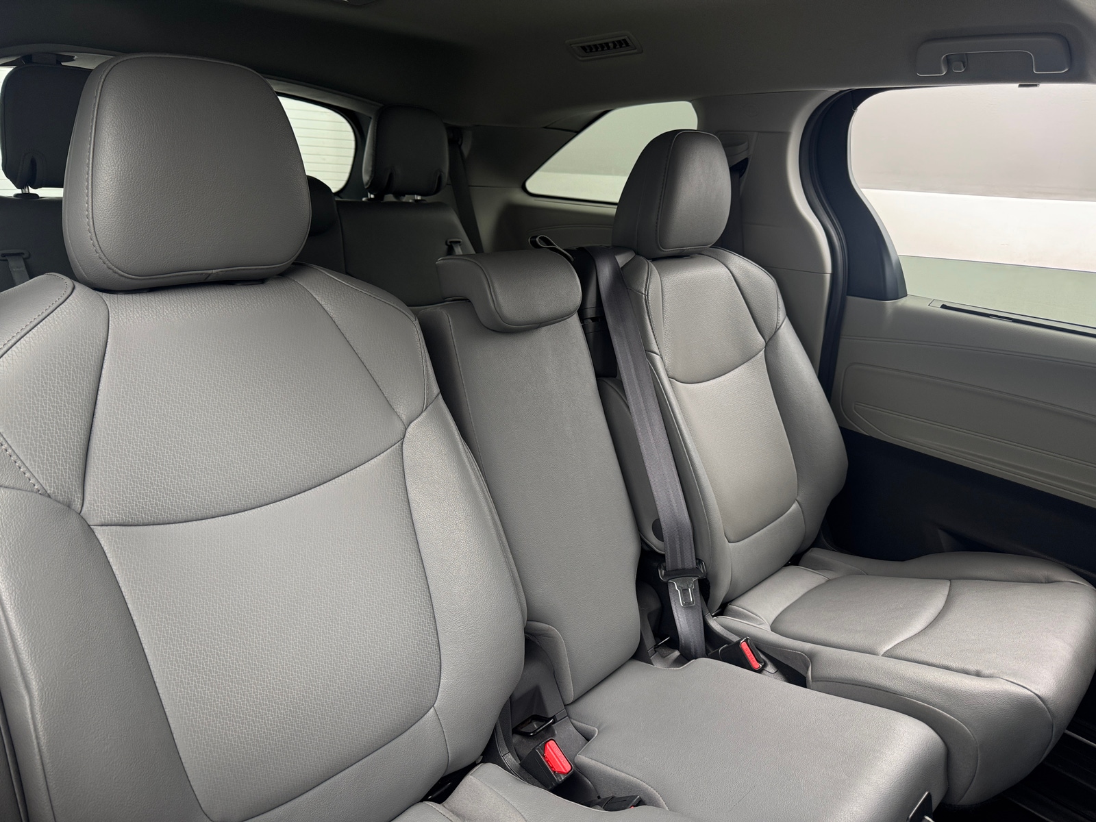 Thumbnail: 2024 Toyota Sienna - 5