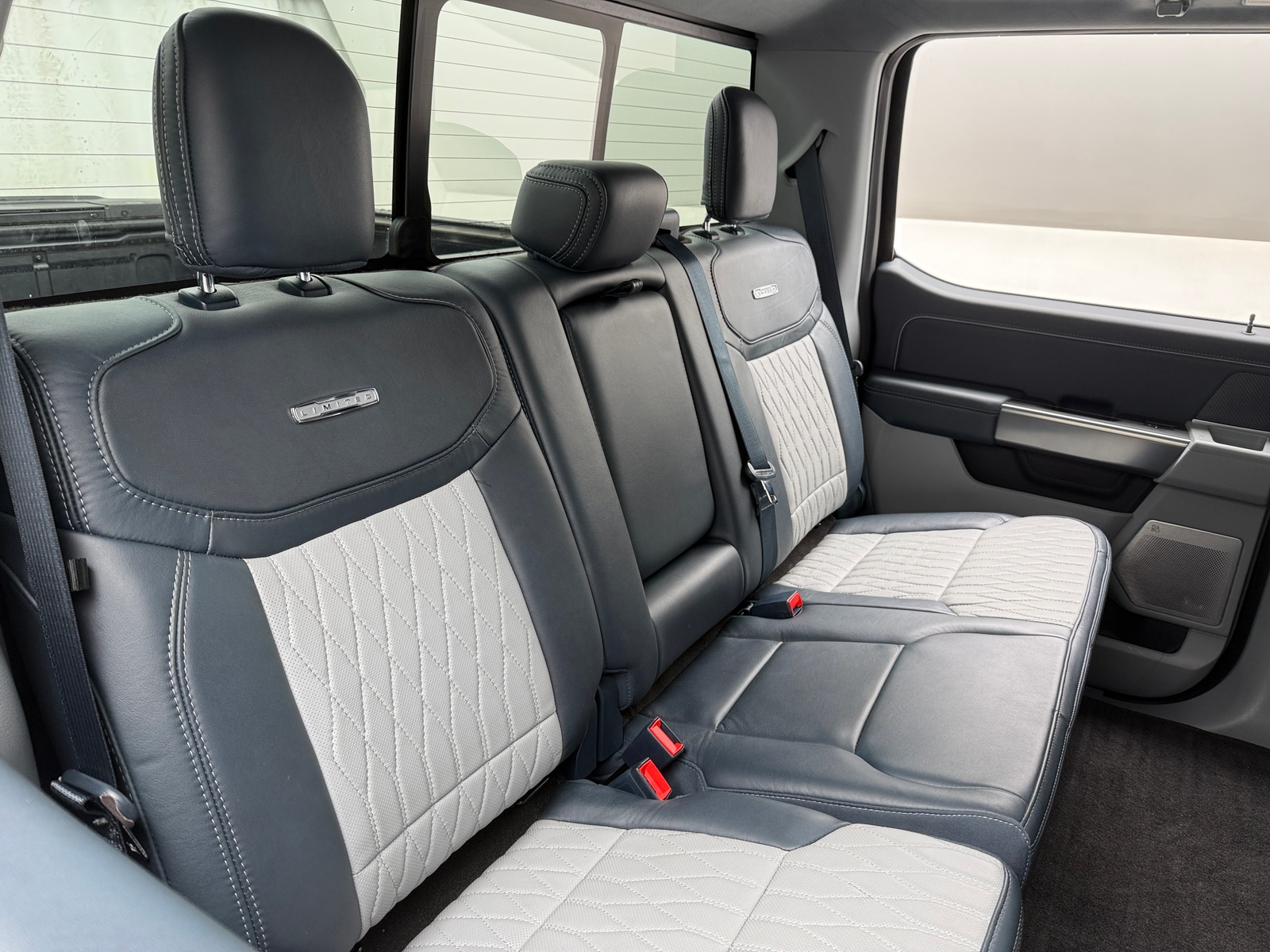 Thumbnail: 2022 Ford Econoline - 5