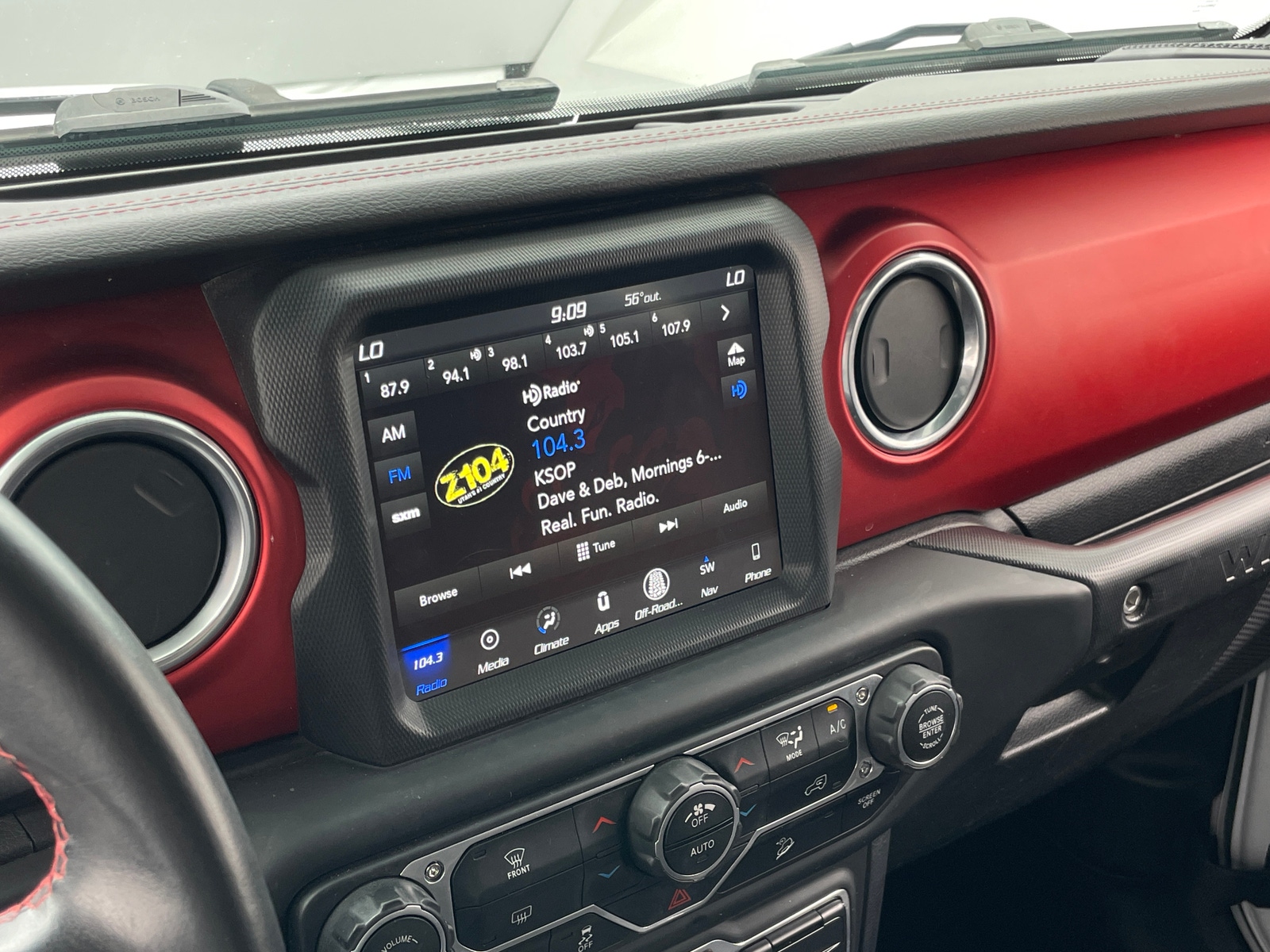 Thumbnail: 2018 Jeep Wrangler - 3