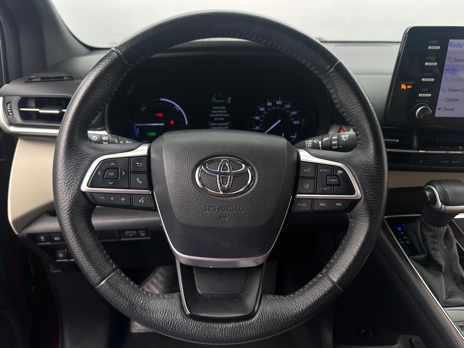 Thumbnail: 2021 Toyota Sienna - 4