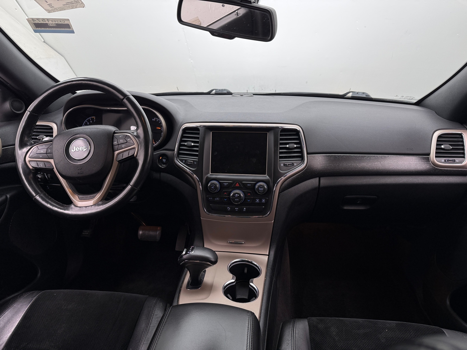 Thumbnail: 2015 Jeep Grand Cherokee - 3