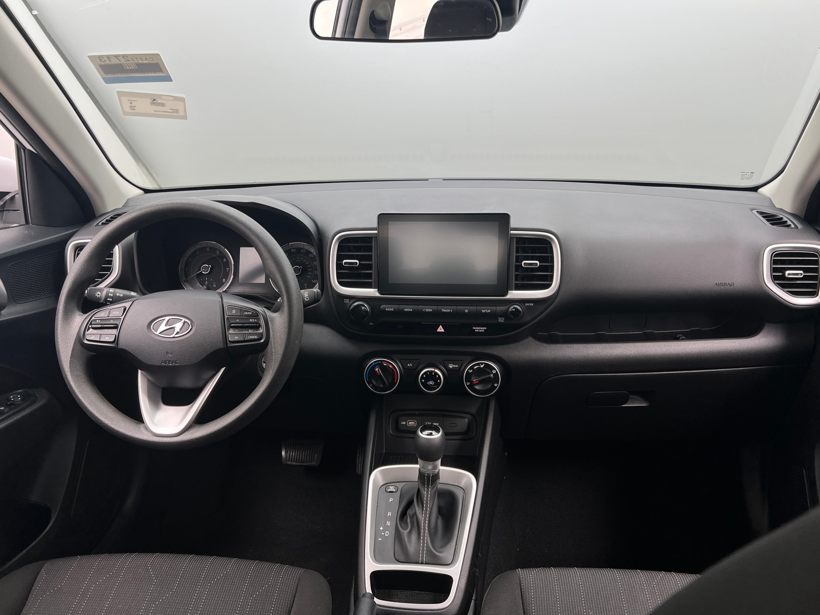 Thumbnail: 2022 Hyundai Venue - 3