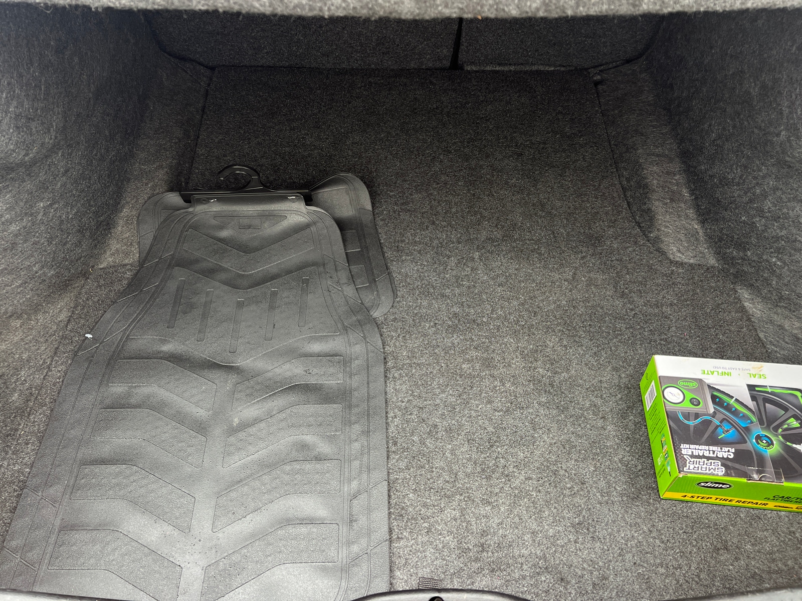 Thumbnail: 2020 Dodge Charger - 7