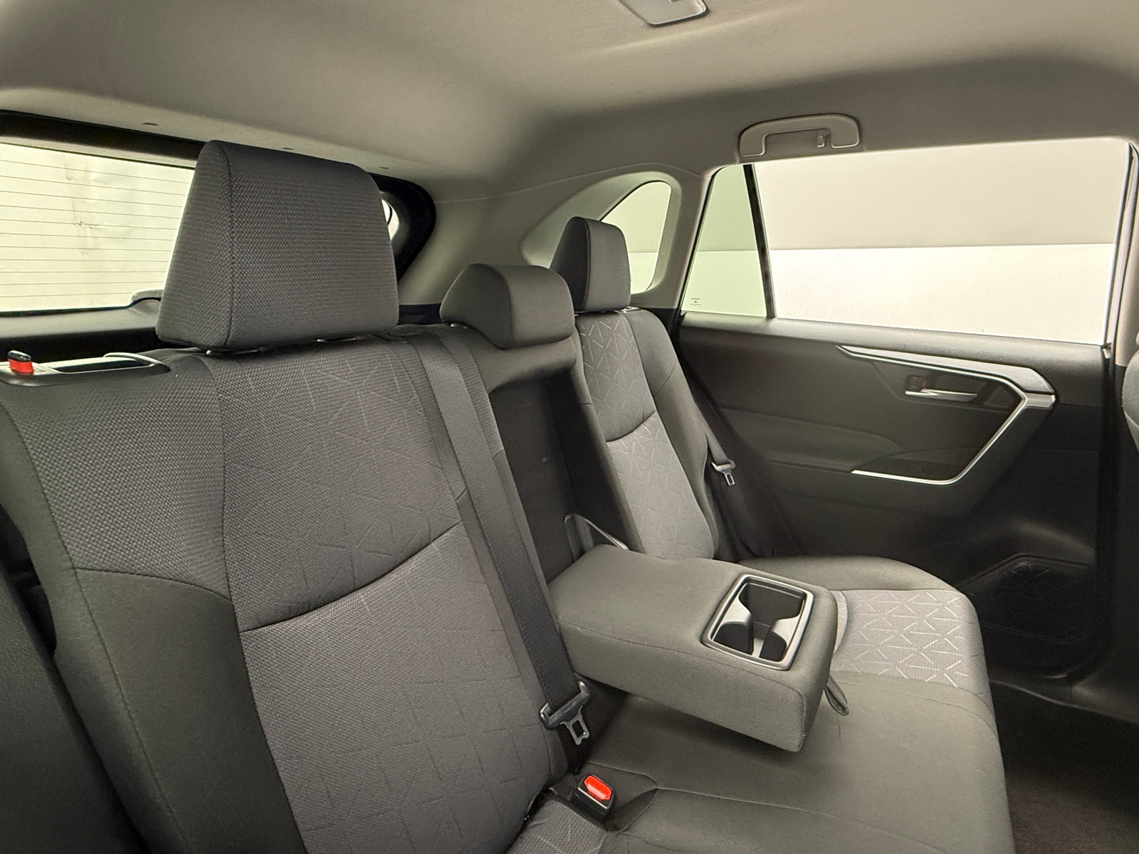 Thumbnail: 2025 Toyota RAV4 - 6