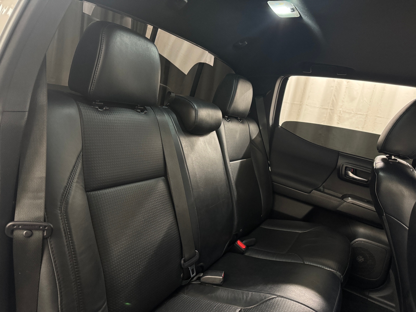 Thumbnail: 2021 Toyota Tacoma - 6