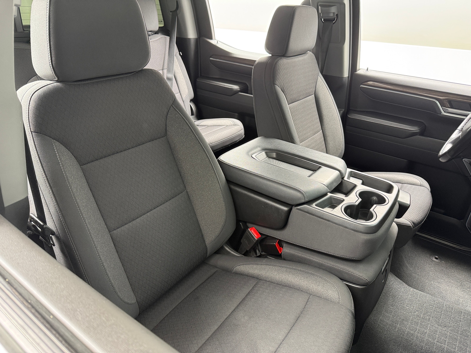 Thumbnail: 2022 Chevrolet Silverado 1500 - 2