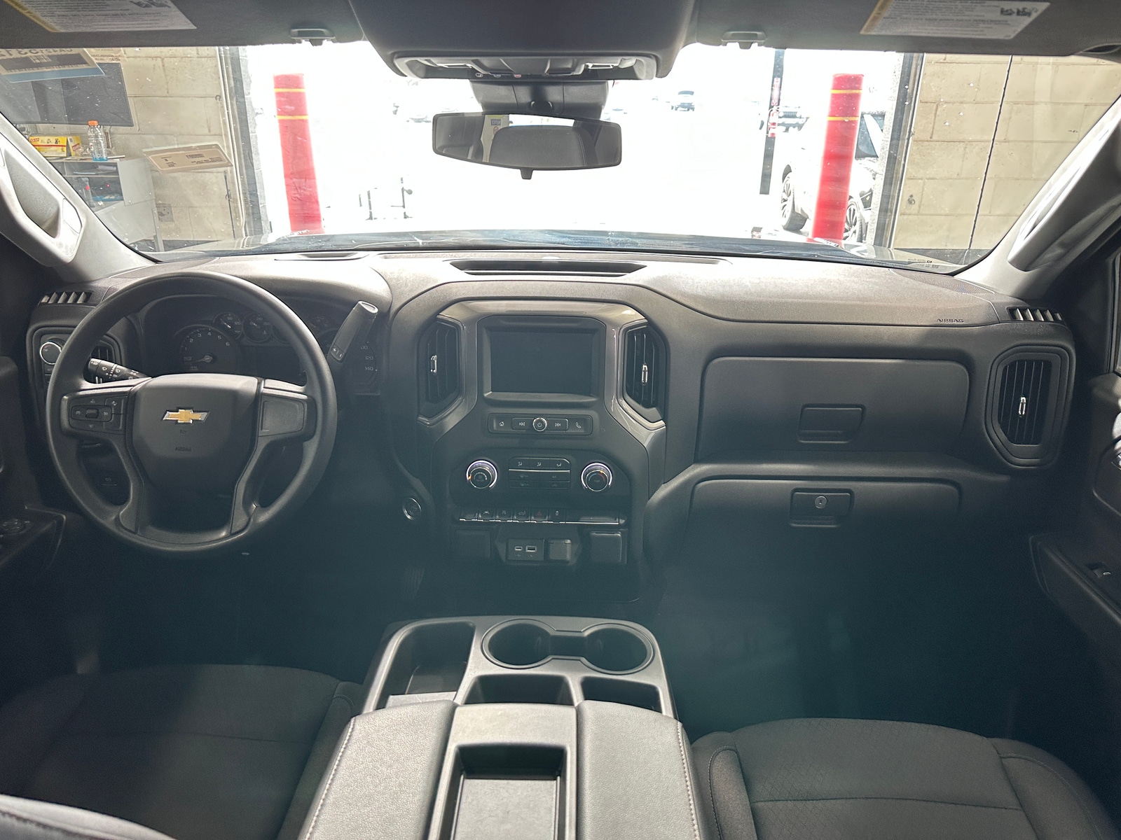 Thumbnail: 2025 Chevrolet Silverado 1500 - 3