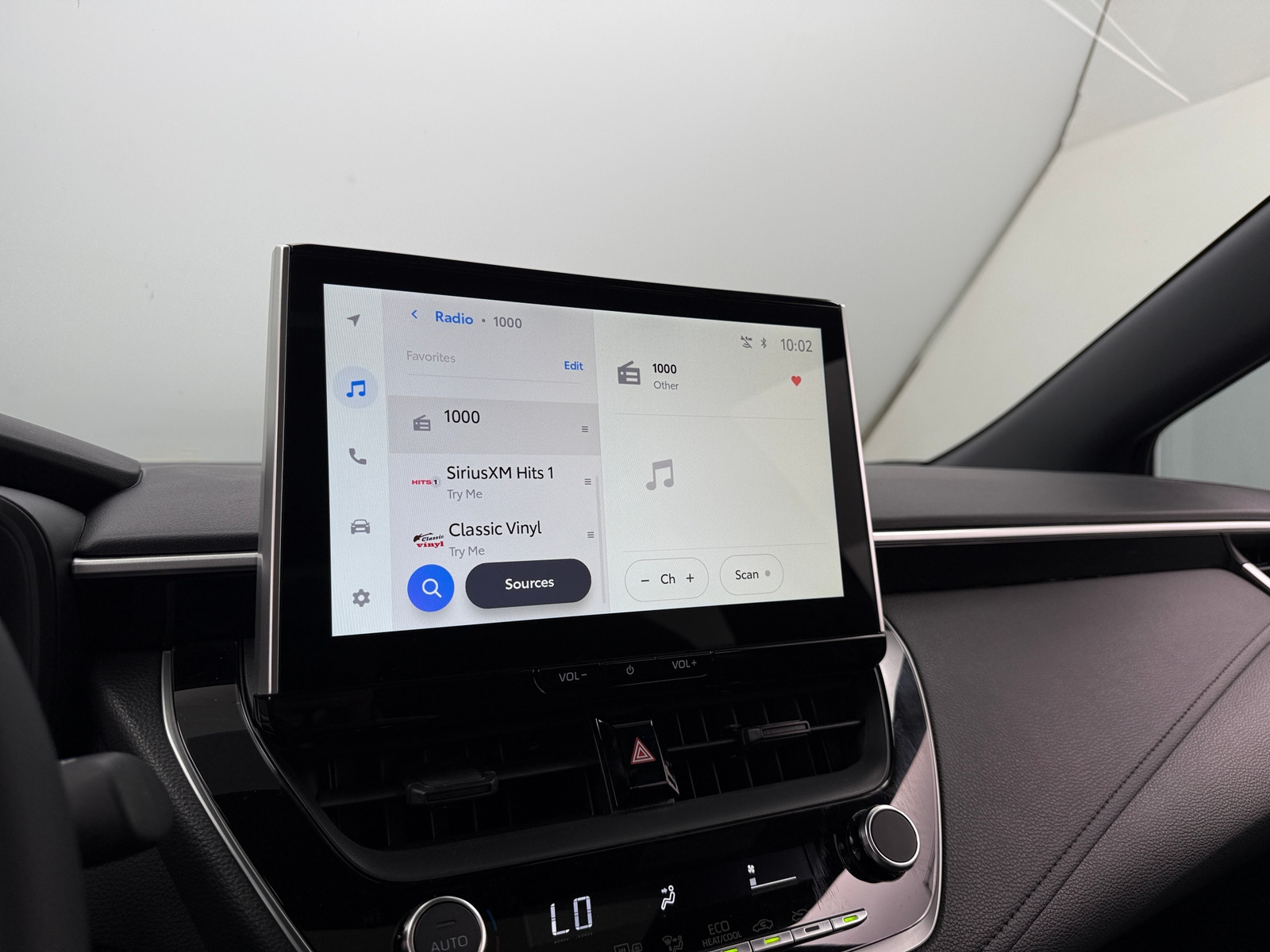 Thumbnail: 2025 Toyota Corolla - 4