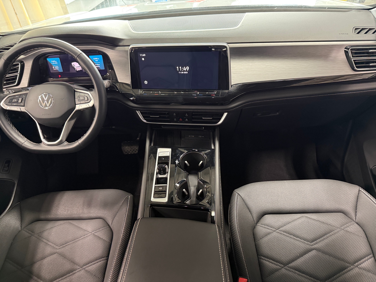 Thumbnail: 2025 Volkswagen Atlas - 2