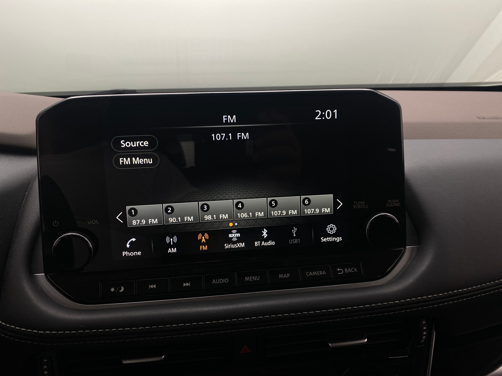 Thumbnail: 2022 Nissan Rogue - 3